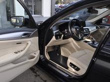 BMW 520d Touring Steptronic I Standheizung, Mild-Hybrid Diesel/Electric, Second hand / Used, Automatic - 4