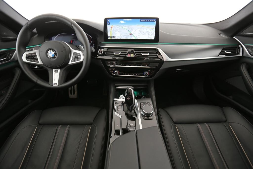 BMW 520d xDrive Touring, Mild-Hybrid Diesel/Electric, Second hand / Used, Automatic - 5