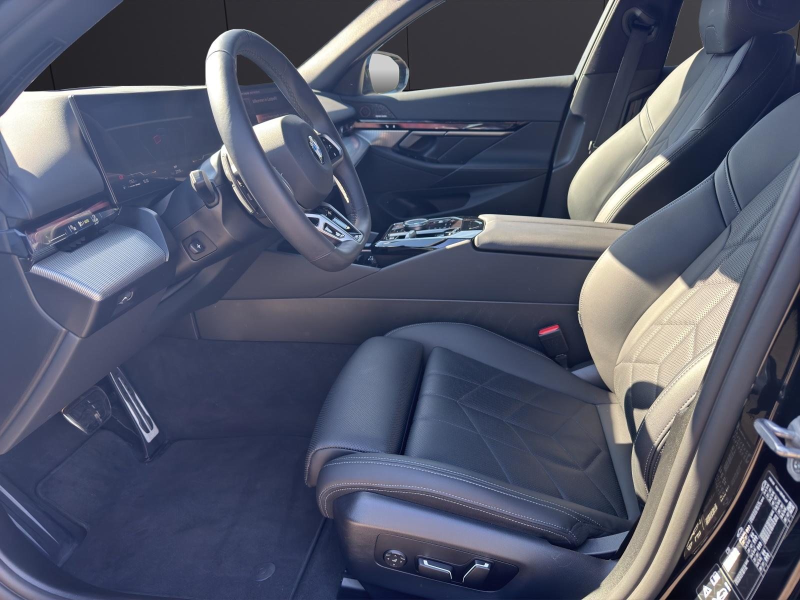 BMW 520d xDrive Touring M Sport, Mild-Hybrid Diesel/Electric, Second hand / Used, Automatic - 2