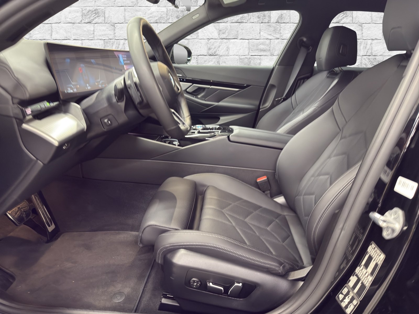BMW 520d xDr 48V Tour M Sport, Mild-Hybrid Diesel/Electric, Second hand / Used, Automatic - 7