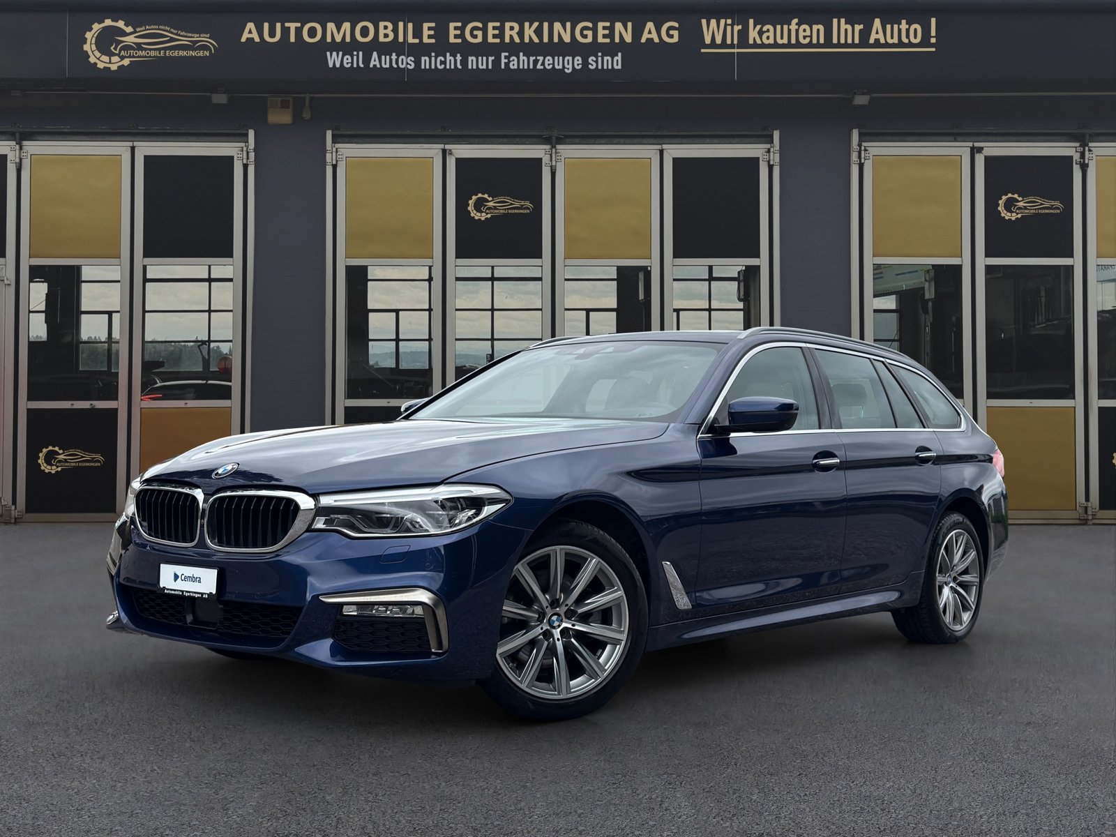BMW 520d paddles Touring M Sport