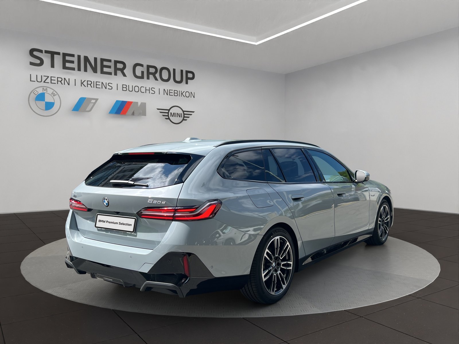 BMW 520d 48V Touring M Sport Steptronic, Mild-Hybrid Diesel/Electric, Second hand / Used, Automatic - 5
