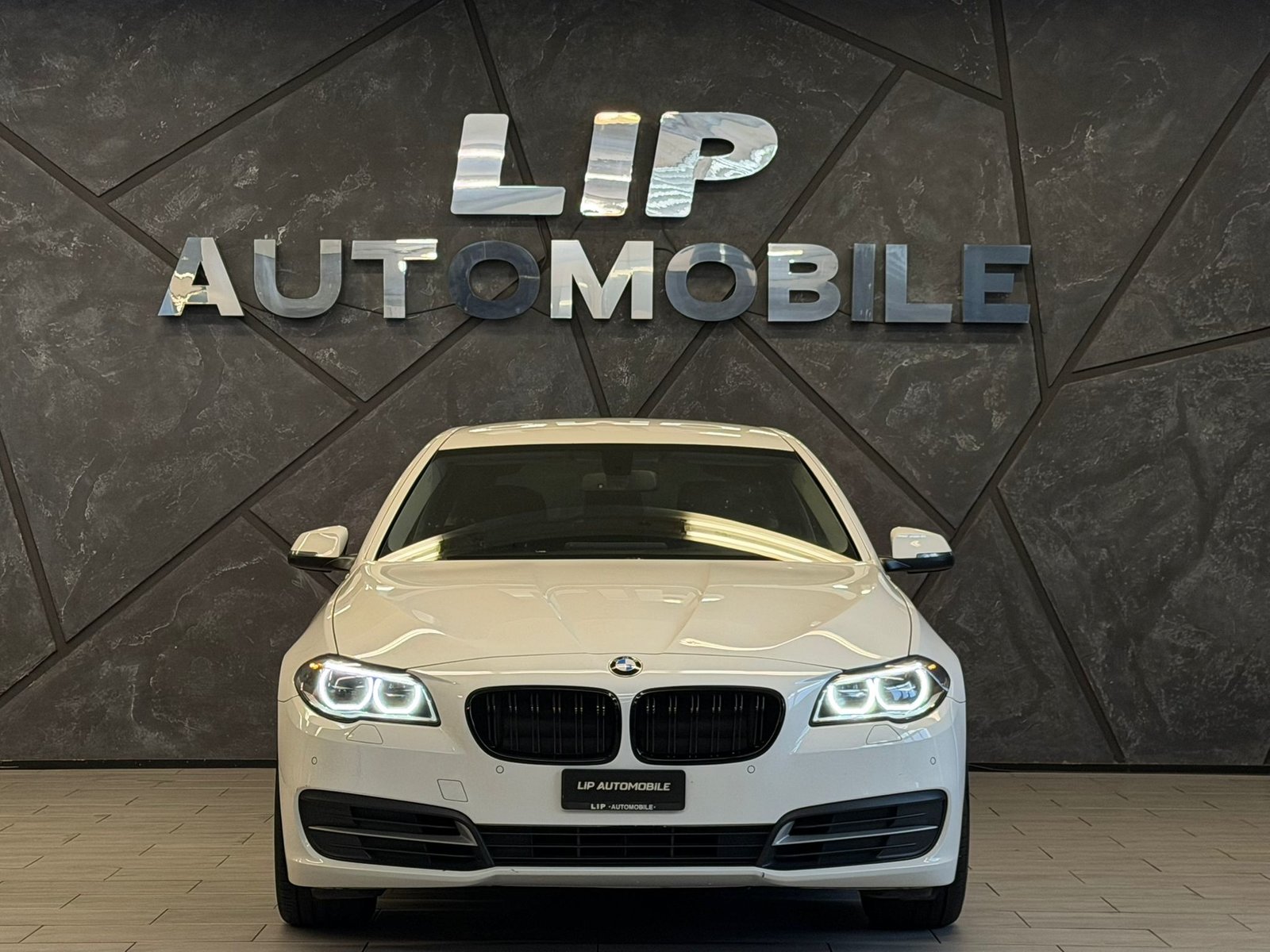 BMW 520d Touring Steptronic, Diesel, Occasion / Utilisé, Automatique - 2