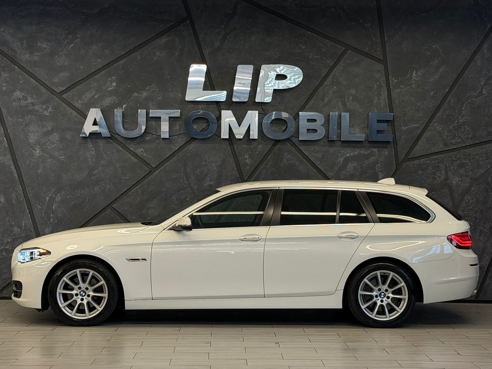 BMW 520d Touring Steptronic, Diesel, Occasion / Utilisé, Automatique - 5