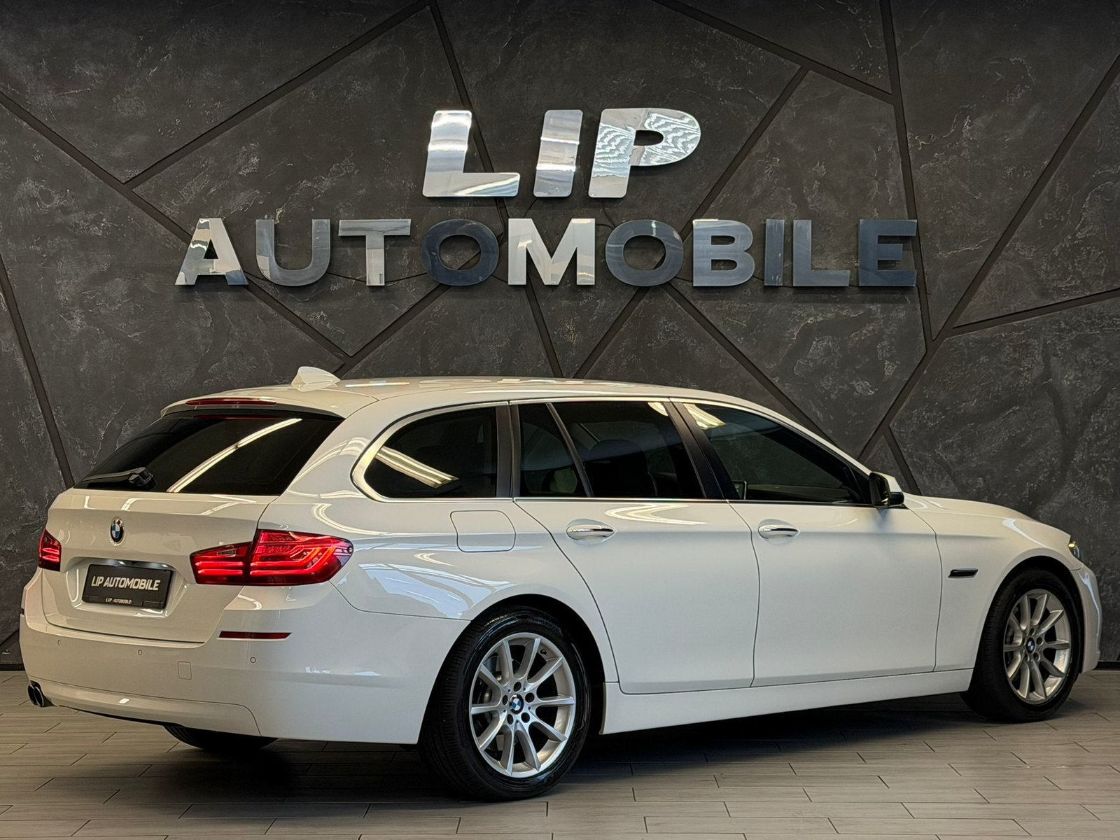 BMW 520d Touring Steptronic, Diesel, Occasion / Utilisé, Automatique - 6