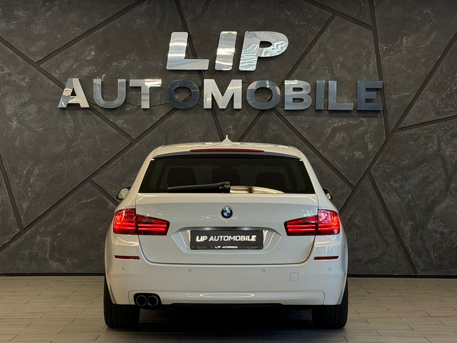 BMW 520d Touring Steptronic, Diesel, Occasion / Utilisé, Automatique - 7