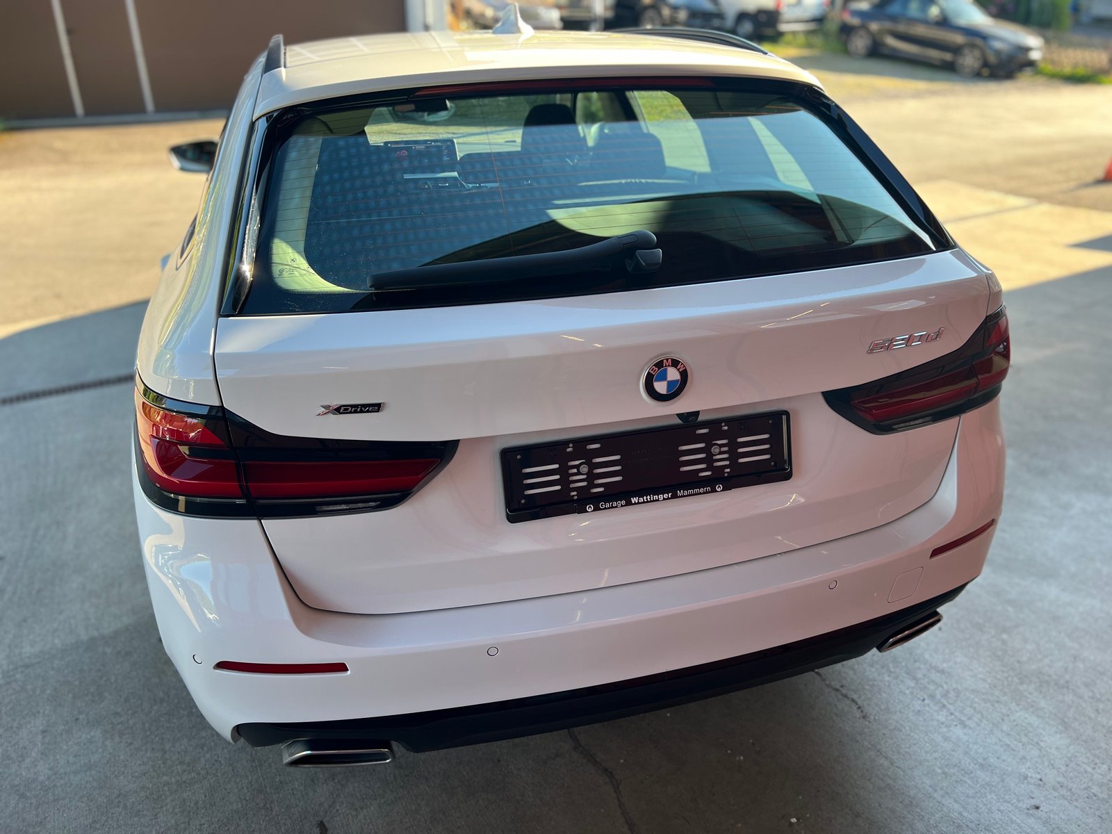 BMW 520d 48V Touring Steptronic / Facelift, Mild-Hybrid Diesel/Electric, Second hand / Used, Automatic - 6