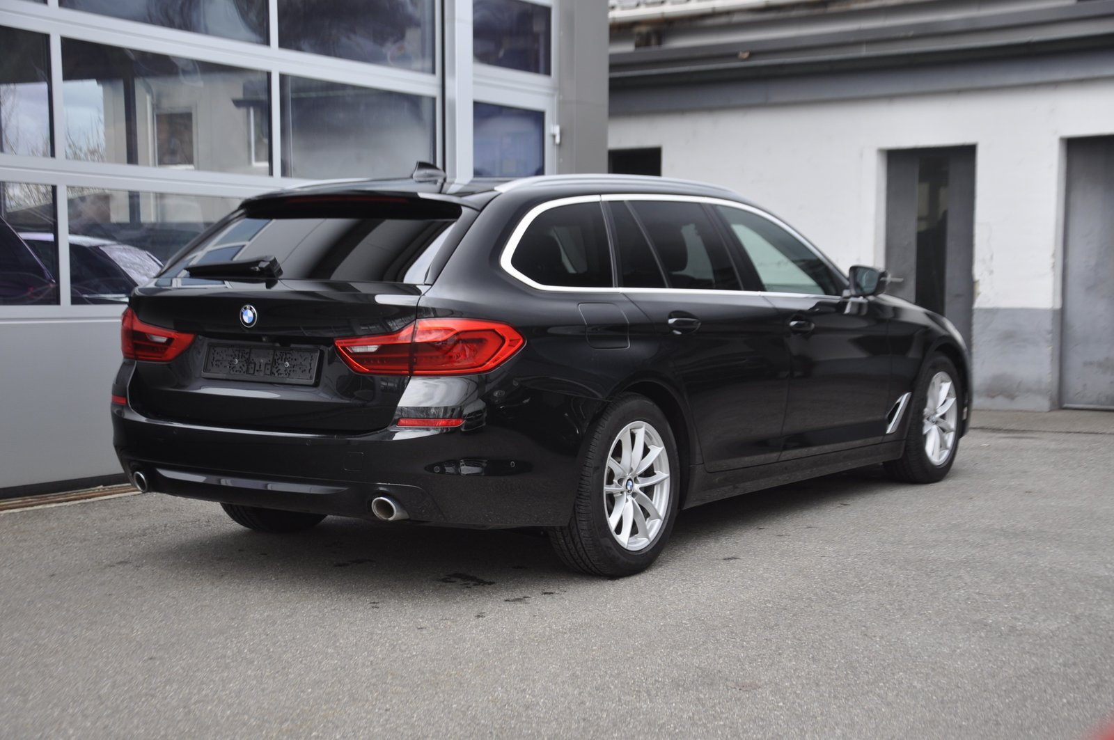 BMW 520d Touring Steptronic, Hybride Léger Diesel/Électricité, Occasion / Utilisé, Automatique - 3