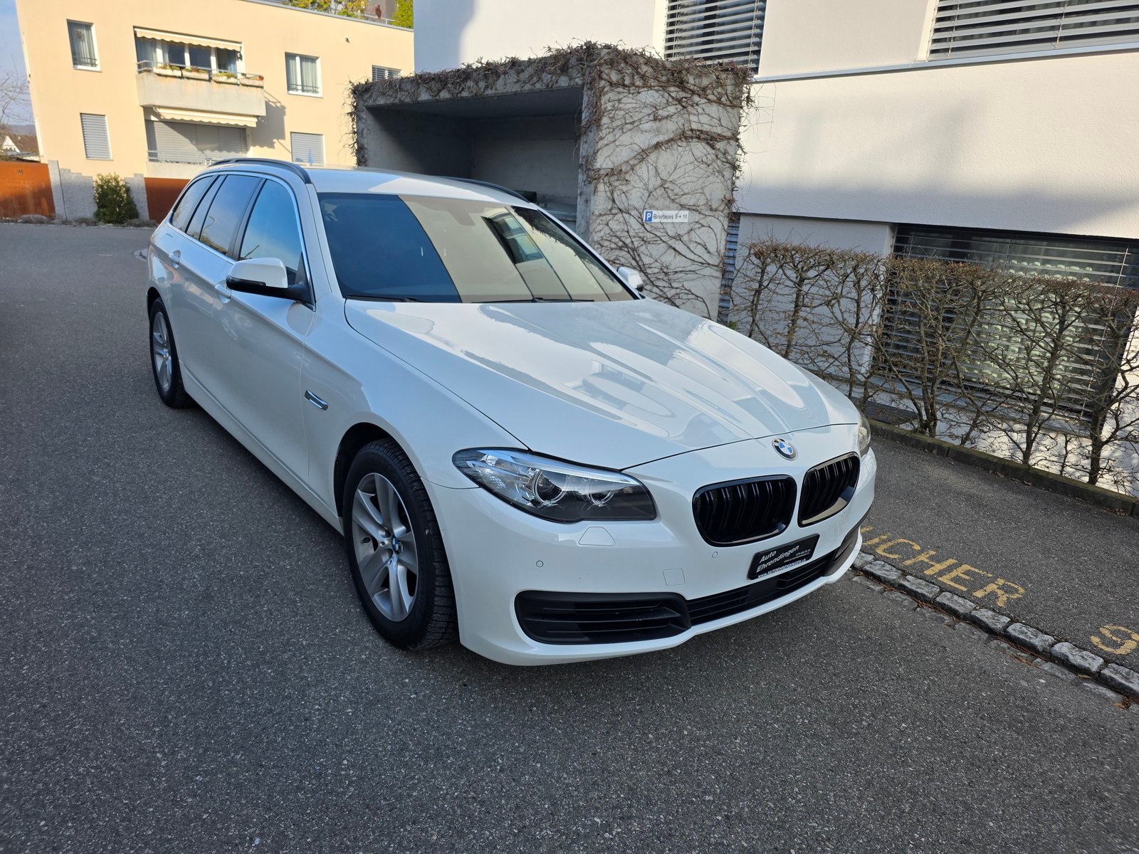 BMW 520d Touring Steptronic, Diesel, Occasion / Gebraucht, Automatik - 3