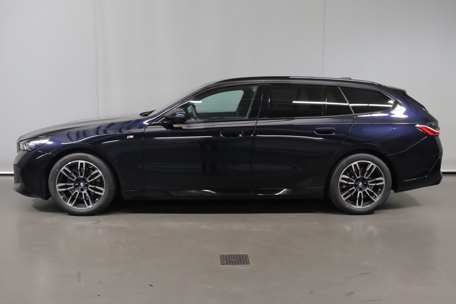 BMW 520d xDrive Touring, Hybride Léger Diesel/Électricité, Occasion / Utilisé, Automatique - 5