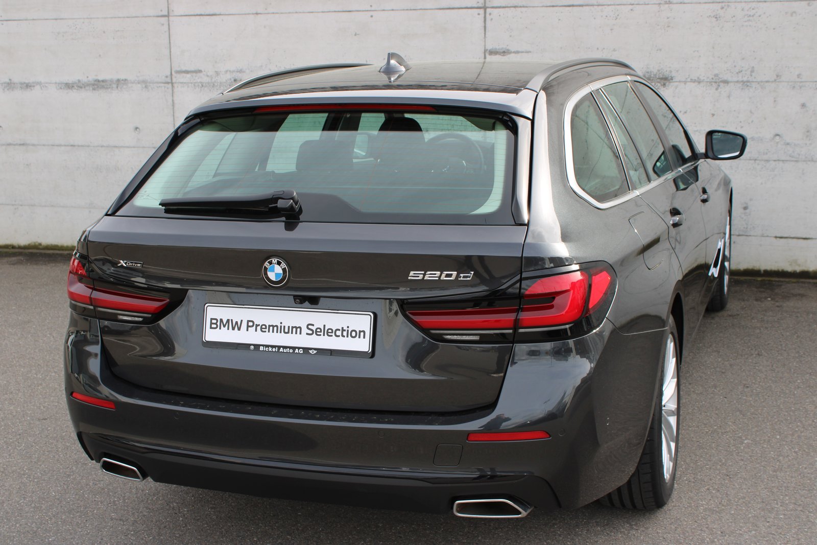 BMW 520d 48V Touring, Mild-Hybrid Diesel/Electric, Second hand / Used, Automatic - 4