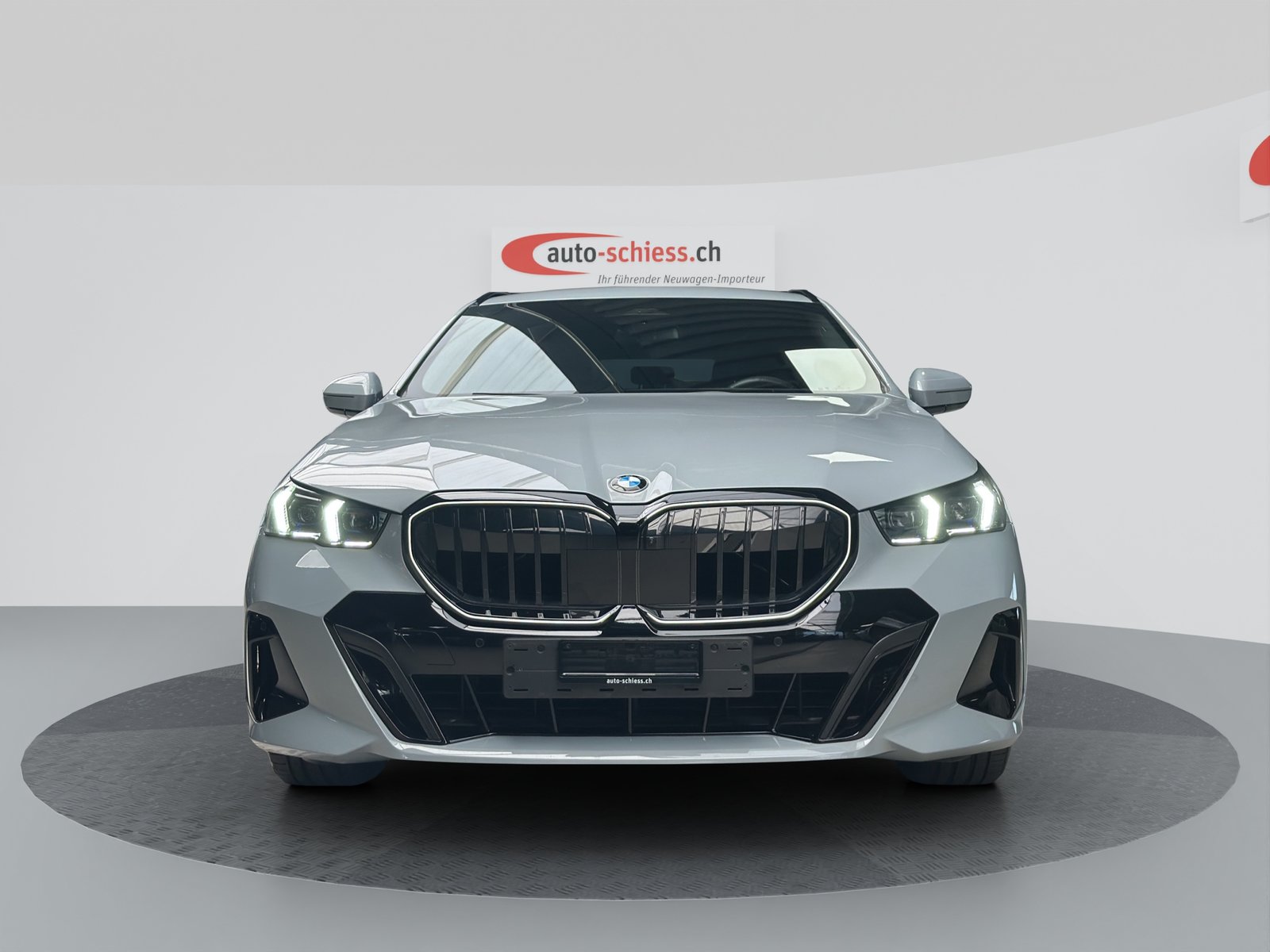 BMW 520i sDrive 48V Touring M Sport Pro Iconic Glow Steptron, Hybride Léger Essence/Électricité, Occasion / Utilisé, Automatique - 2