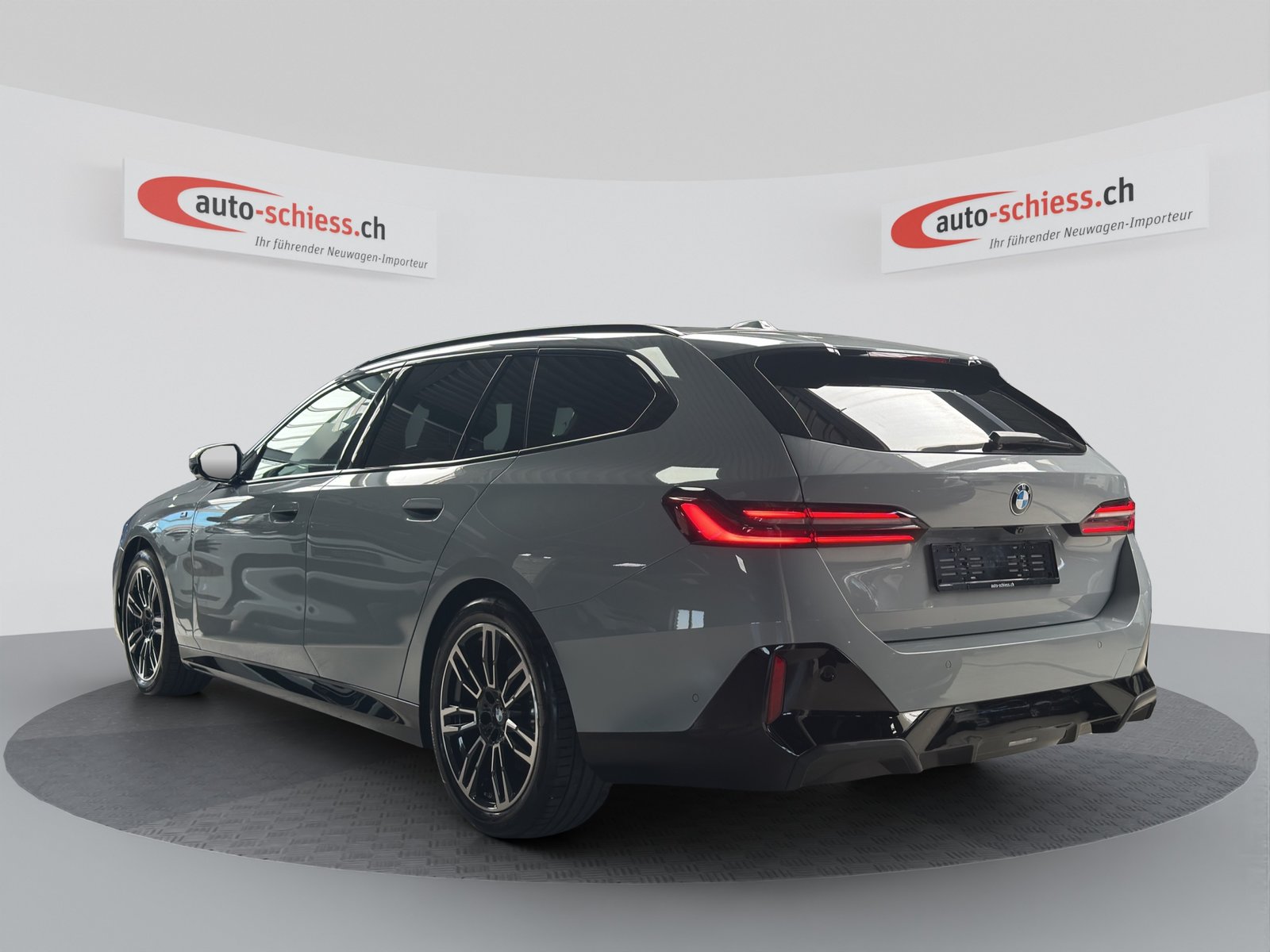 BMW 520i sDrive 48V Touring M Sport Pro Iconic Glow Steptron, Hybride Léger Essence/Électricité, Occasion / Utilisé, Automatique - 3
