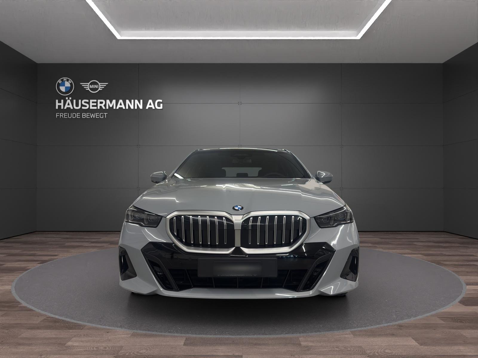 BMW 520d Touring M Sportpaket, Hybride Léger Diesel/Électricité, Occasion / Utilisé, Automatique - 2