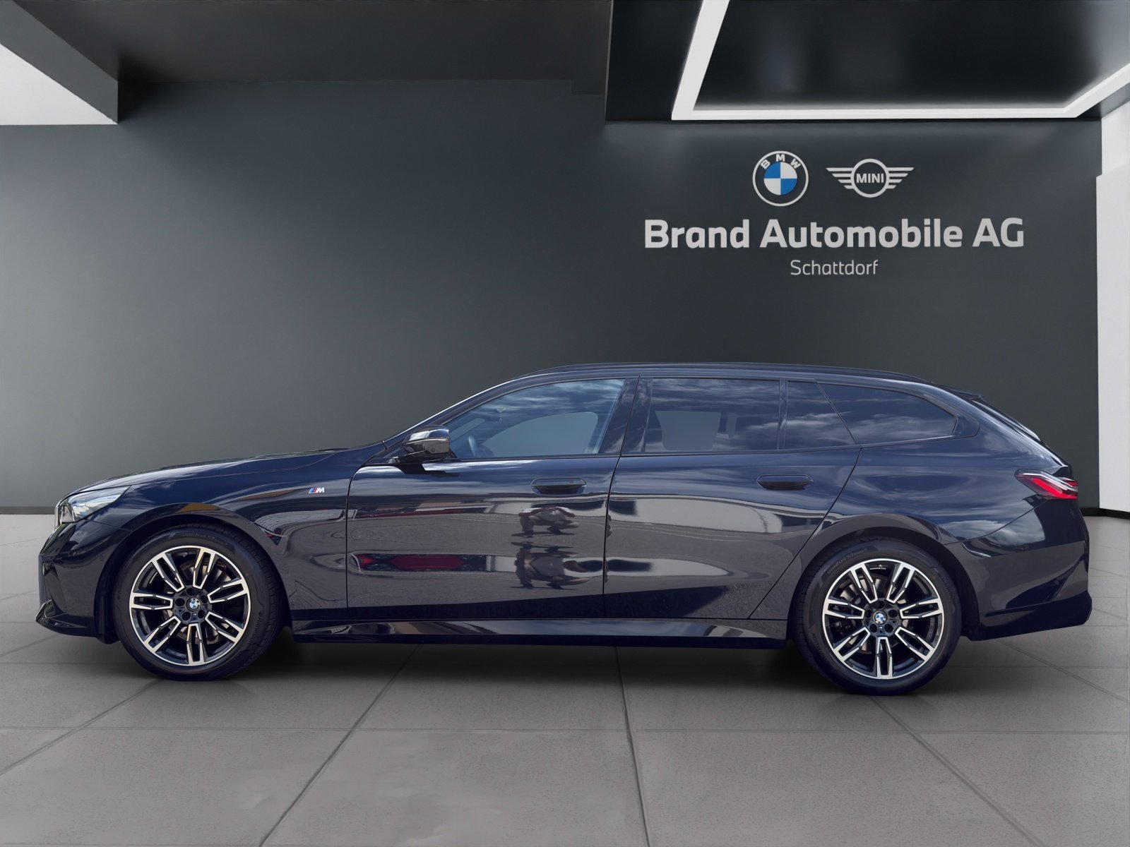 BMW 520d Touring, Mild-Hybrid Diesel/Elektro, Occasion / Gebraucht, Automatik - 2