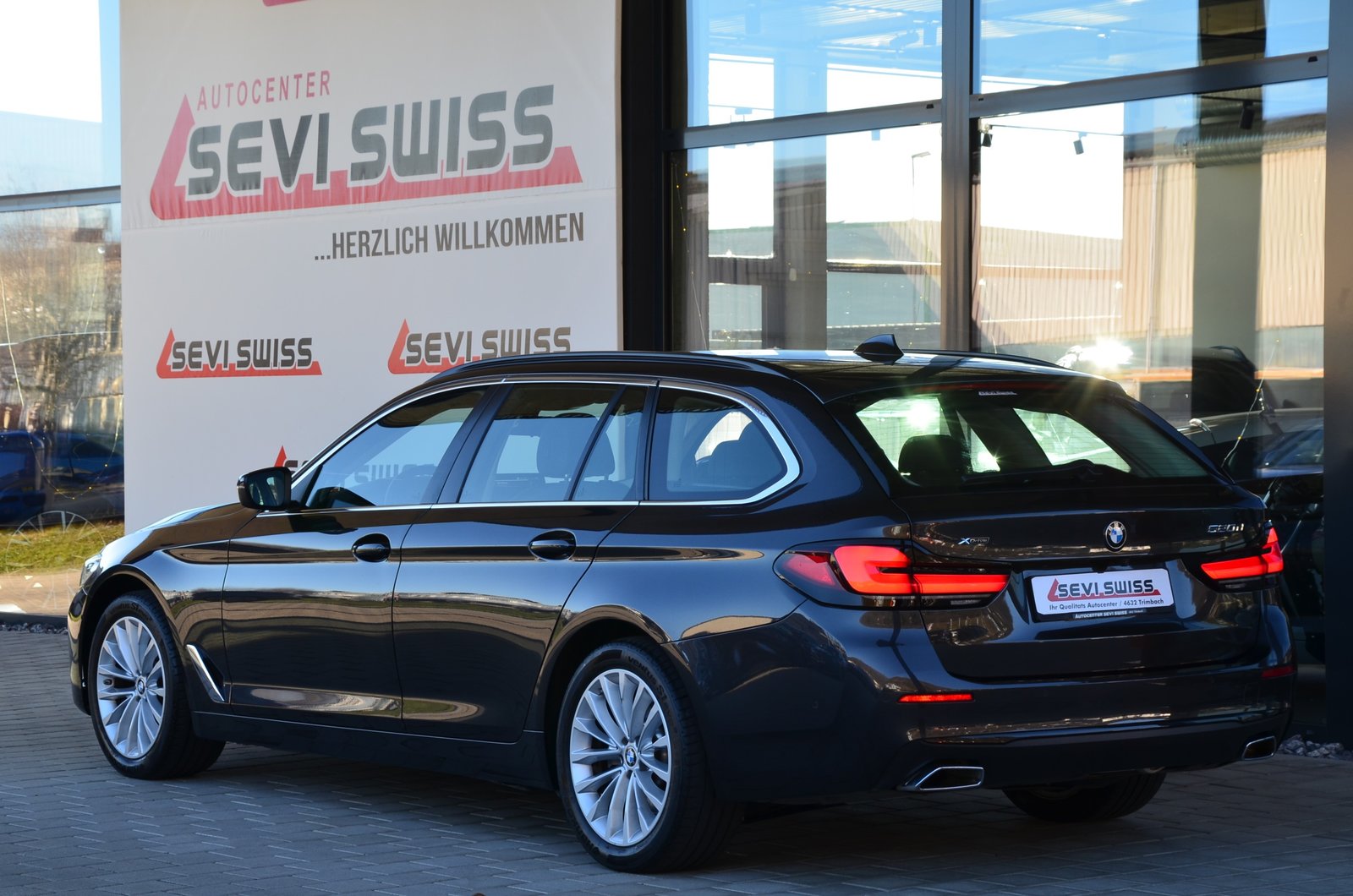 BMW 520d 48V Touring Steptronic*Ab MFK,BMW Werksgaran, Mild-Hybrid Diesel/Elektro, Occasion / Gebraucht, Automatik - 7