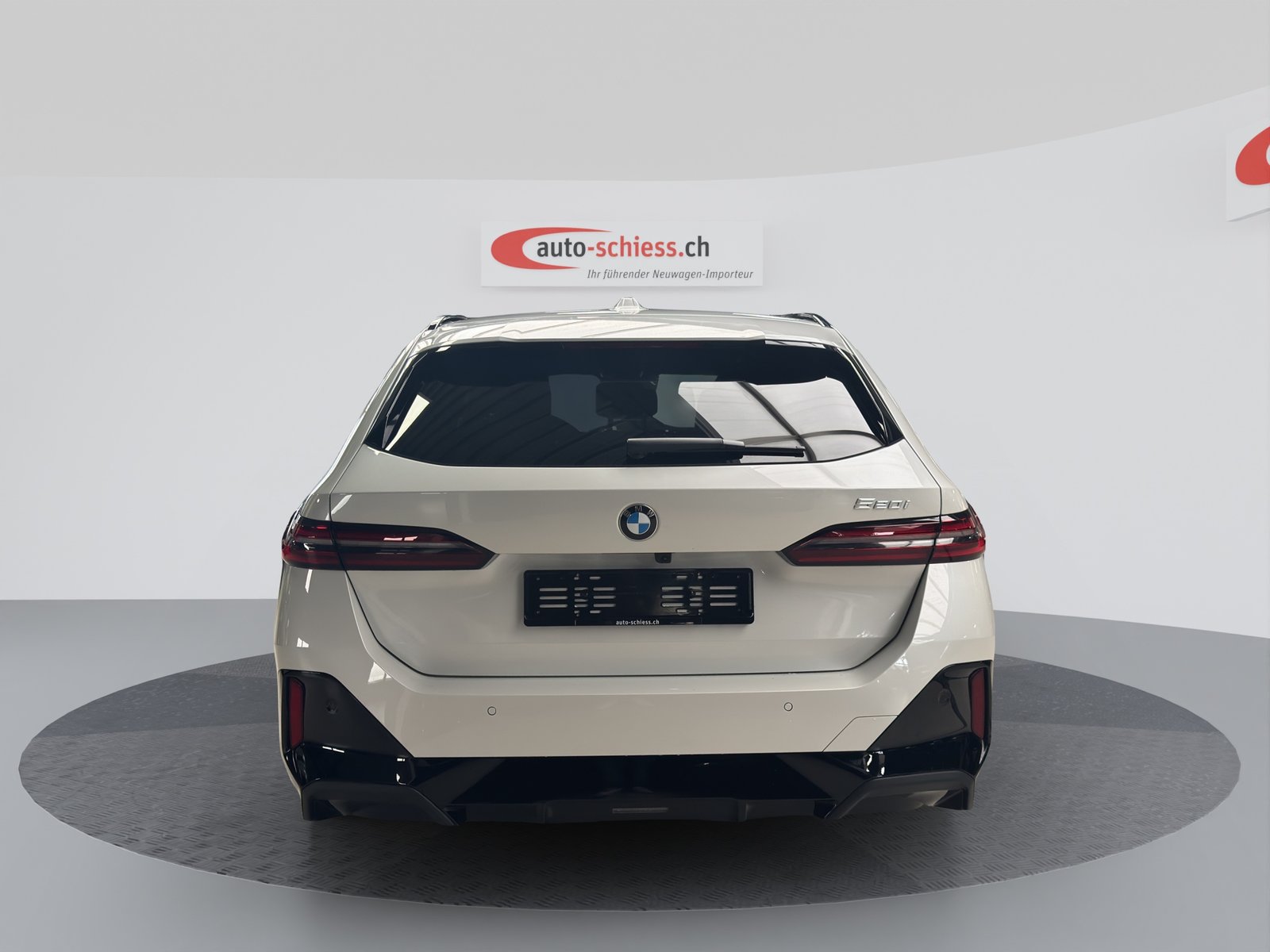 BMW 520i sDrive 48V Touring M Sport Pro Shadow Line, Hybride Leggero Benzina/Elettrica, Occasioni / Usate, Automatico - 4