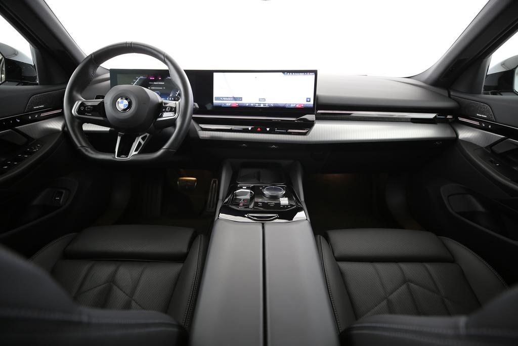 BMW 520d xDrive Touring, Hybride Léger Diesel/Électricité, Occasion / Utilisé, Automatique - 5