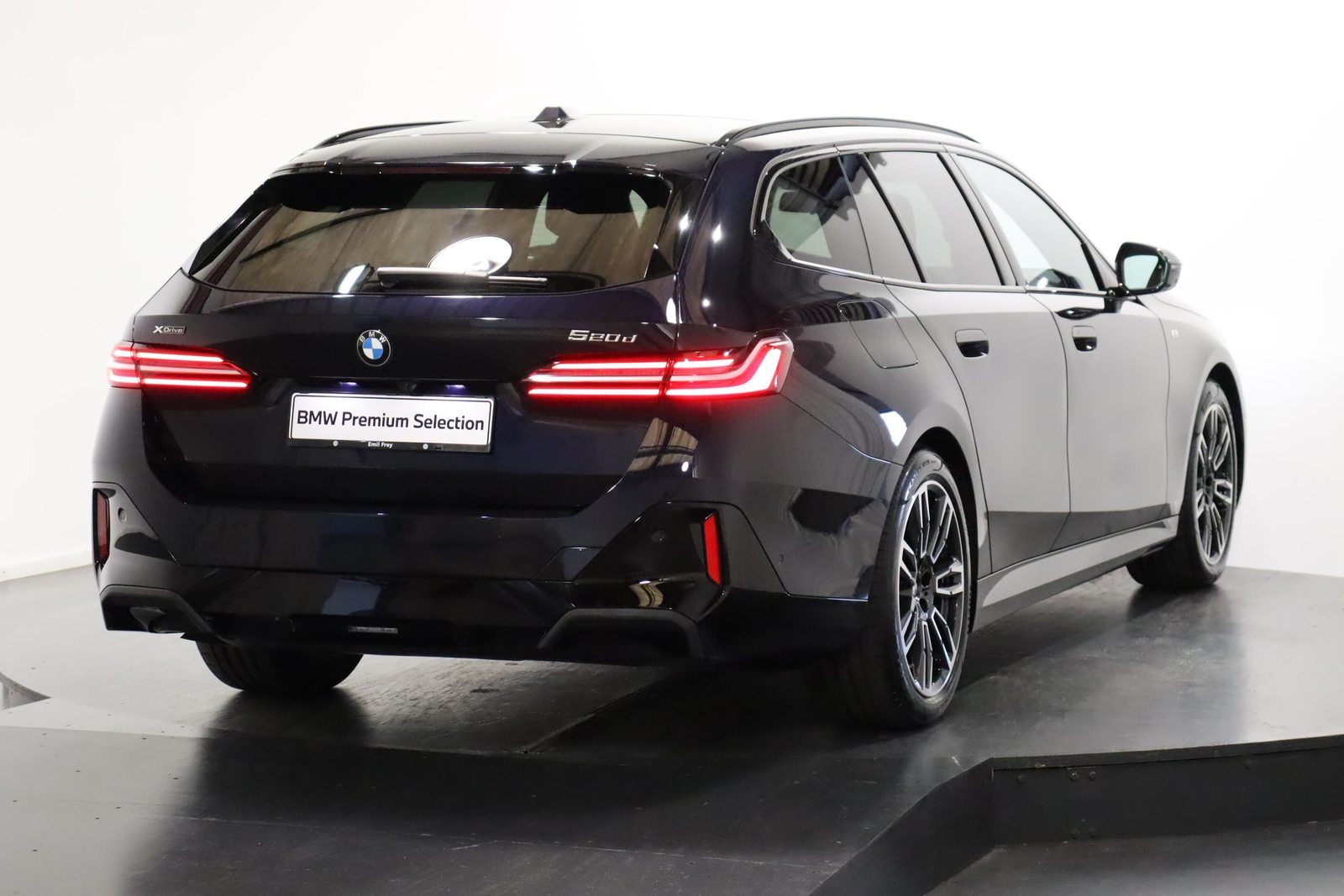 BMW 520d xDrive Touring, Hybride Leggero Diesel/Elettrica, Occasioni / Usate, Automatico - 4