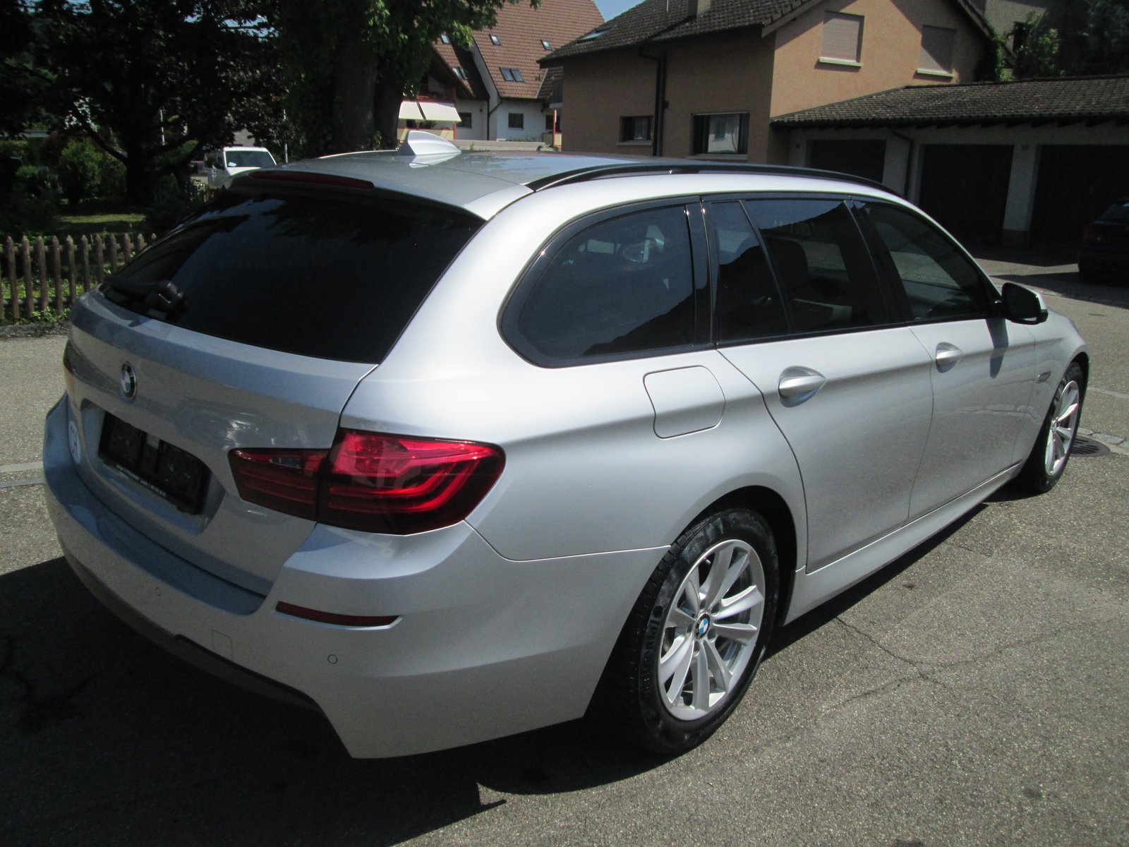 BMW 520d Touring Luxury Line Steptronic, Diesel, Occasion / Utilisé, Automatique - 5