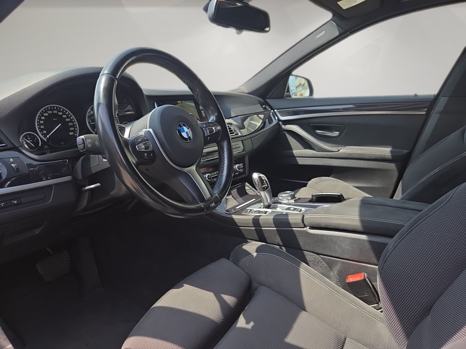 BMW 520d Touring Steptronic, Diesel, Occasion / Utilisé, Automatique - 5