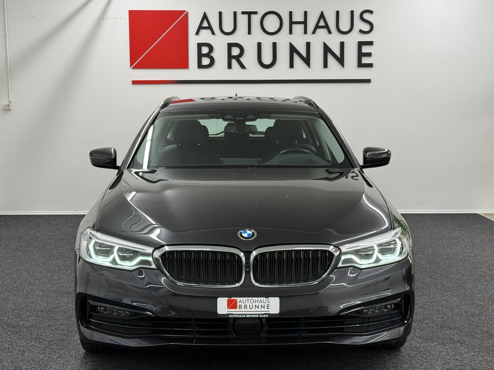 BMW 520d Touring Sport Line Steptronic, Diesel, Occasion / Gebraucht, Automatik - 2