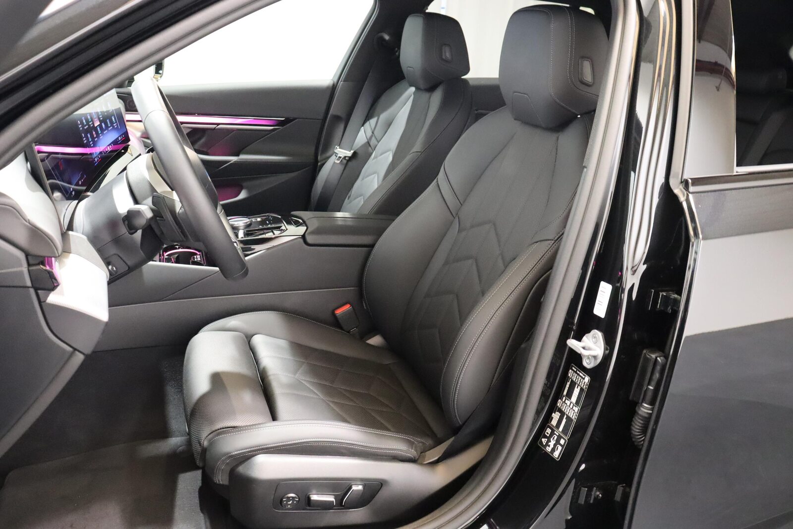 BMW 520d xDrive Touring, Hybride Léger Diesel/Électricité, Occasion / Utilisé, Automatique - 7
