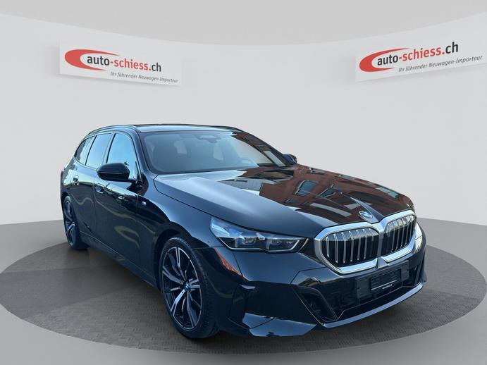 BMW 520 d Touring M Sport, Mild-Hybrid Diesel/Electric, Second hand / Used, Automatic