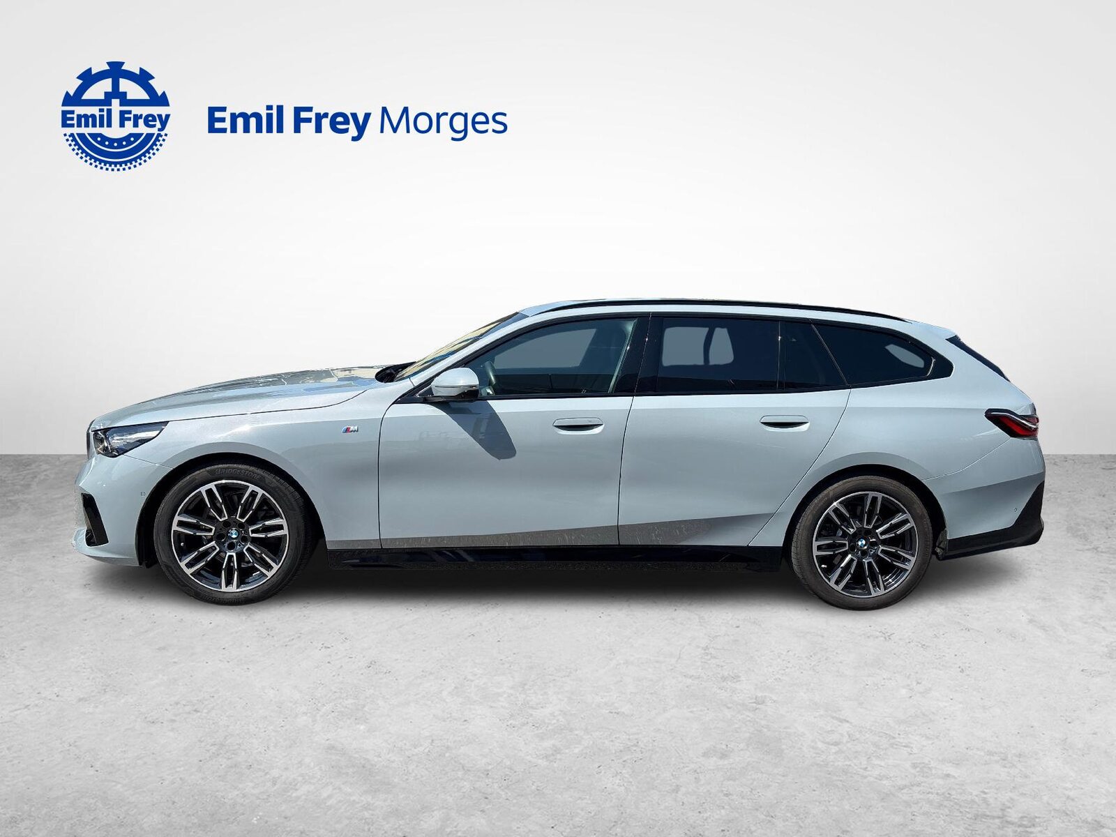 BMW 520d xDrive Touring M-Sport 48V, Mild-Hybrid Diesel/Electric, Second hand / Used, Automatic - 2