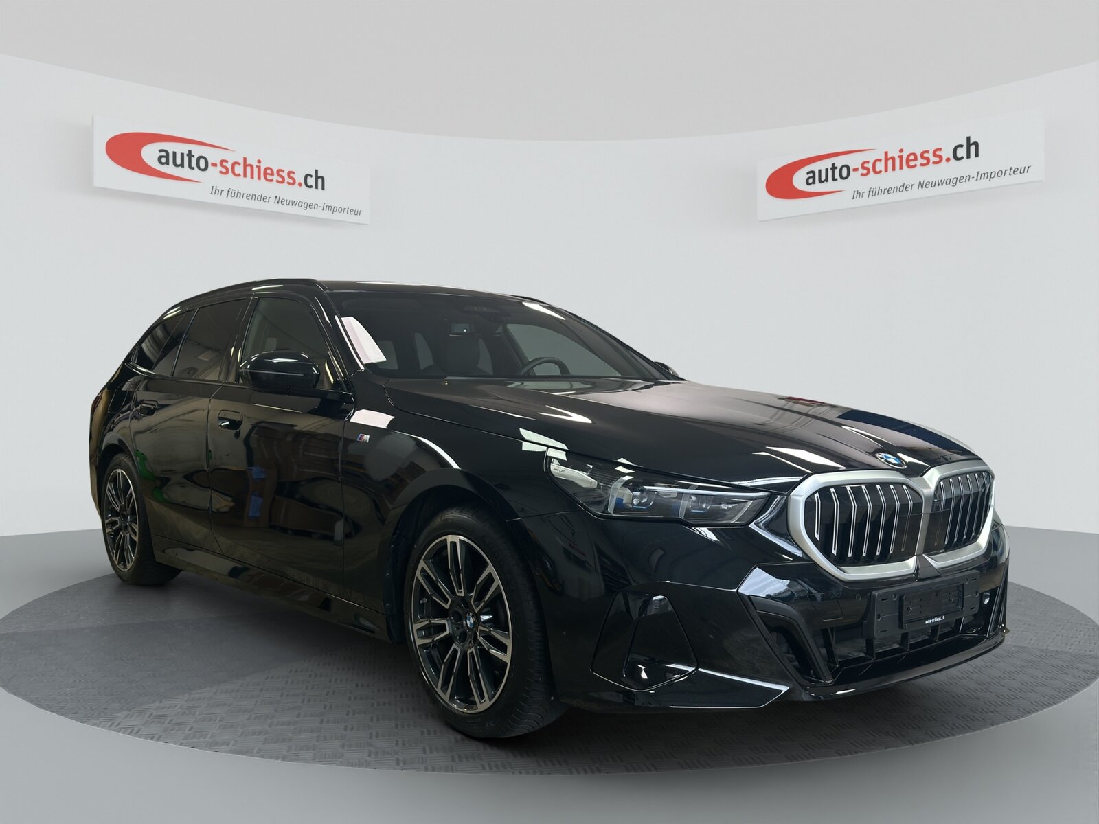 BMW 520i sDrive 48V Touring M Sport Steptronic