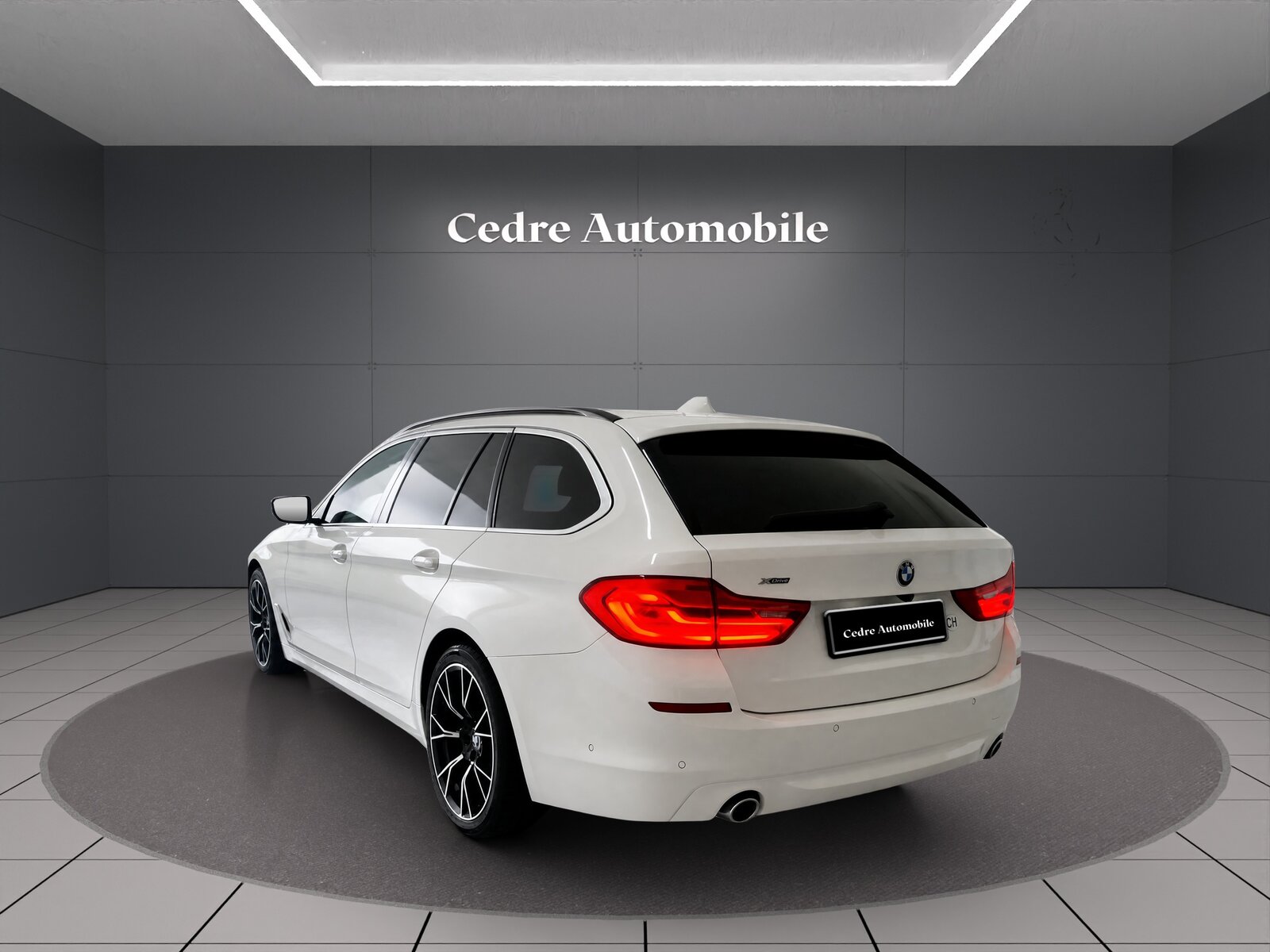 BMW 520d Touring Steptronic, Diesel, Occasion / Gebraucht, Automatik - 4