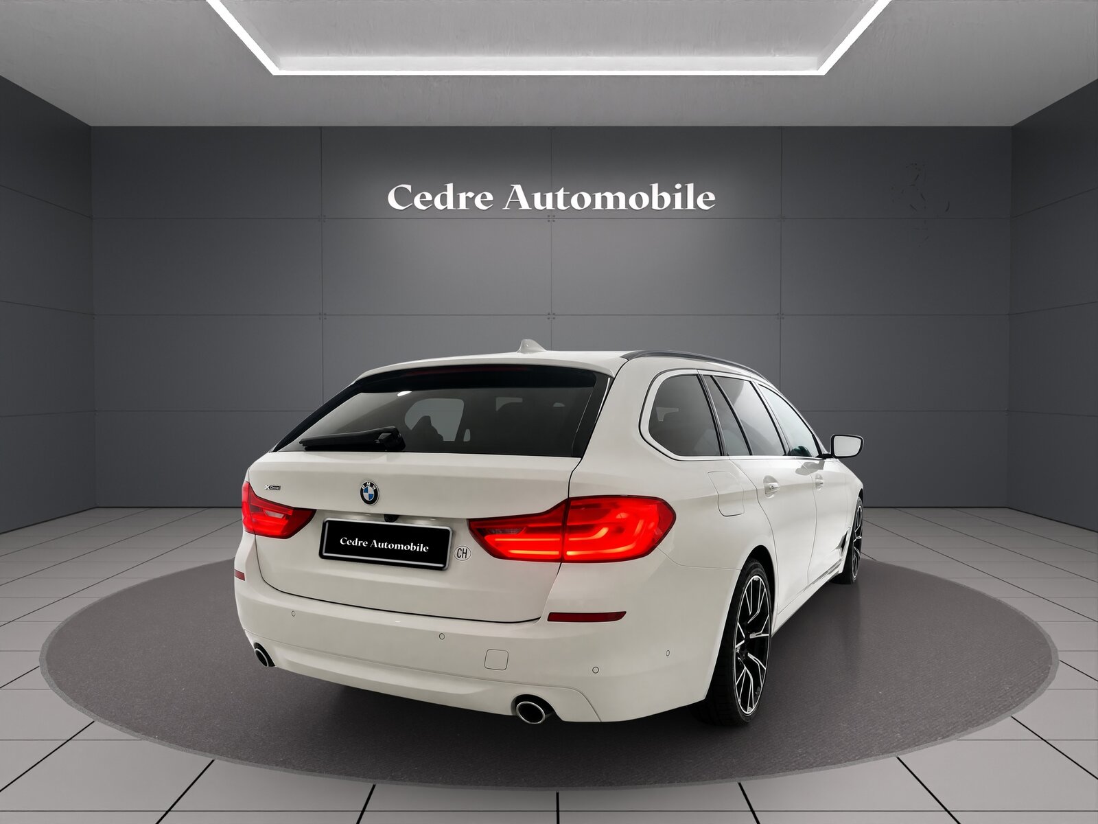 BMW 520d Touring Steptronic, Diesel, Occasion / Gebraucht, Automatik - 5