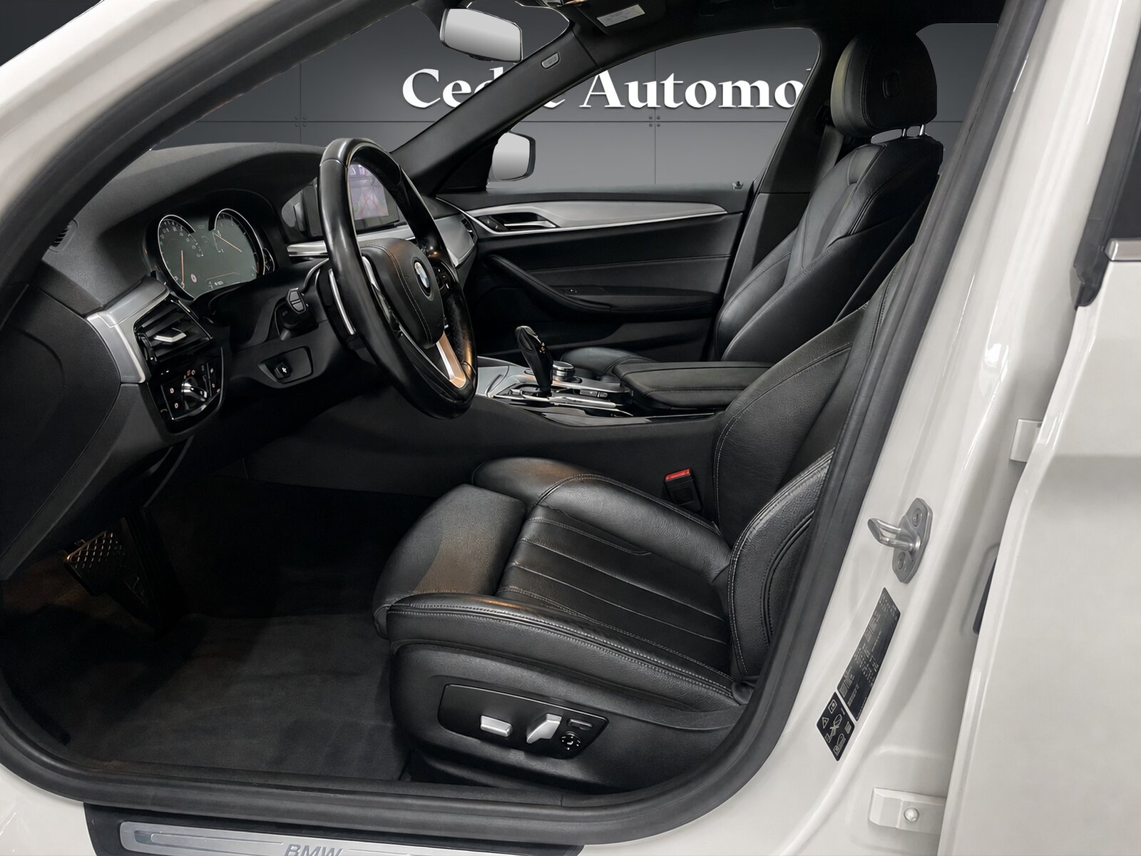 BMW 520d Touring Steptronic, Diesel, Occasion / Gebraucht, Automatik - 6