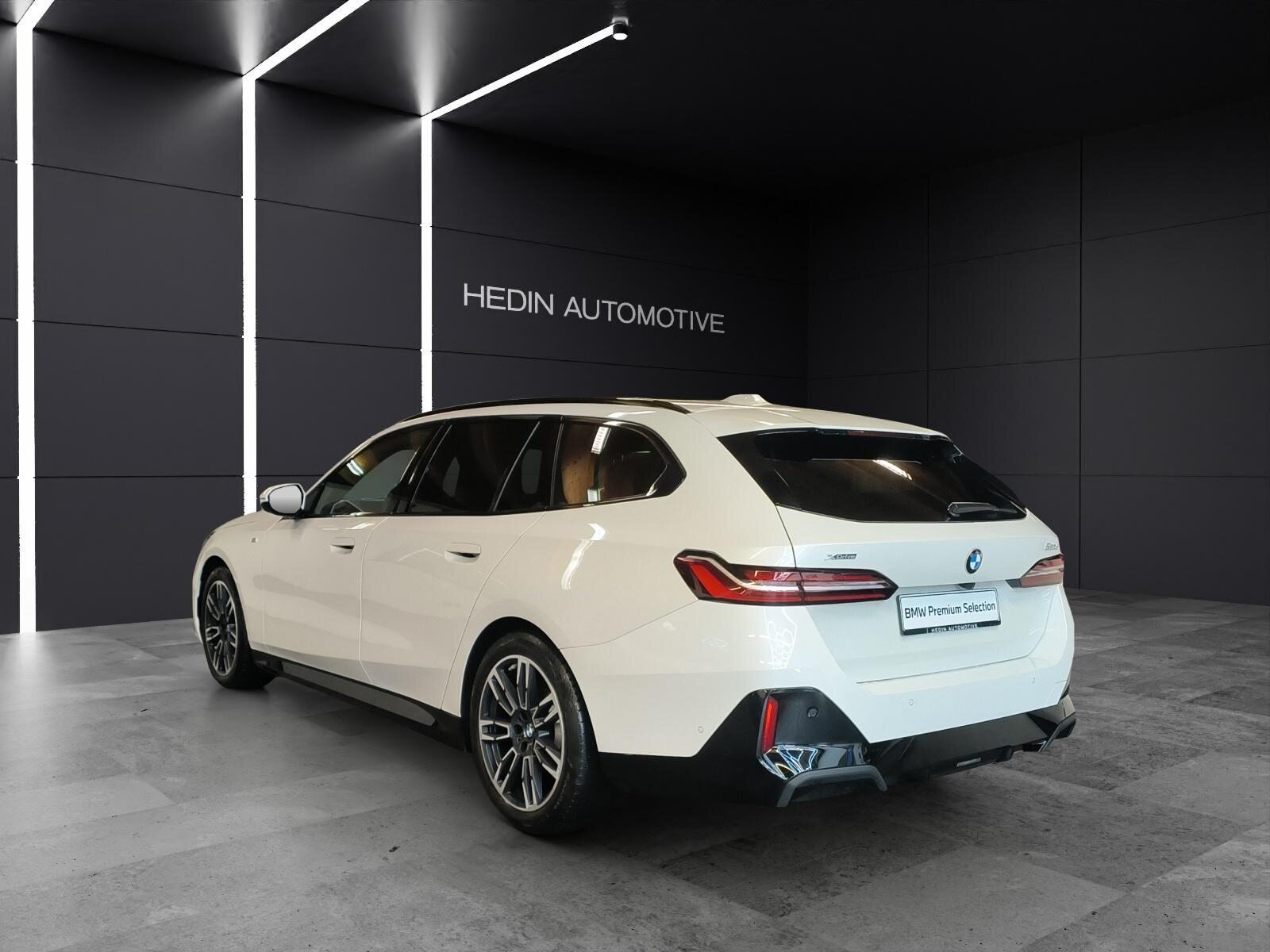 BMW 520d xDrive Touring M-Sport, Mild-Hybrid Diesel/Electric, Second hand / Used, Automatic - 3