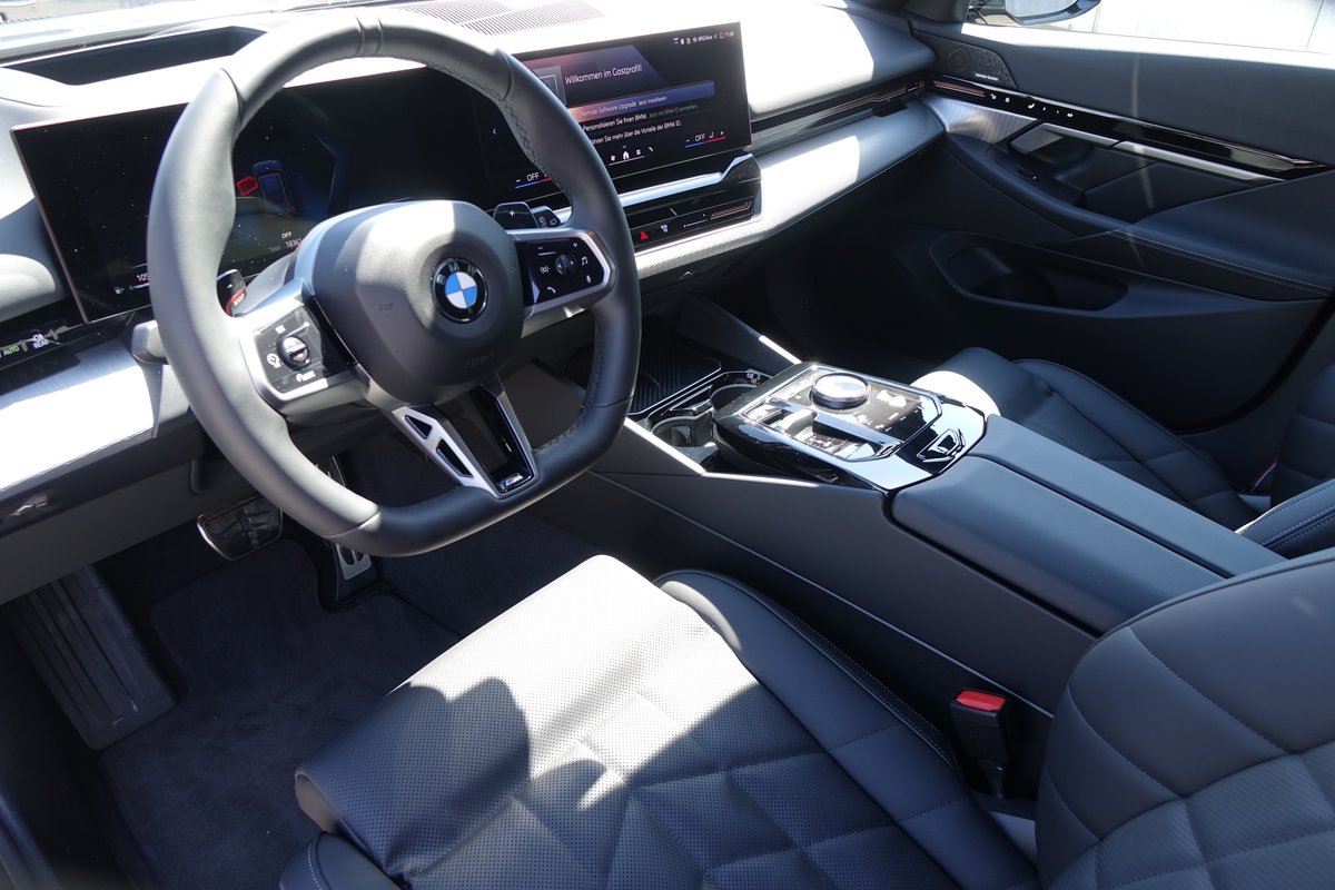 BMW 520d xDr 48V Tour MSp.Pro, Mild-Hybrid Diesel/Elektro, Vorführwagen, Automat - 4