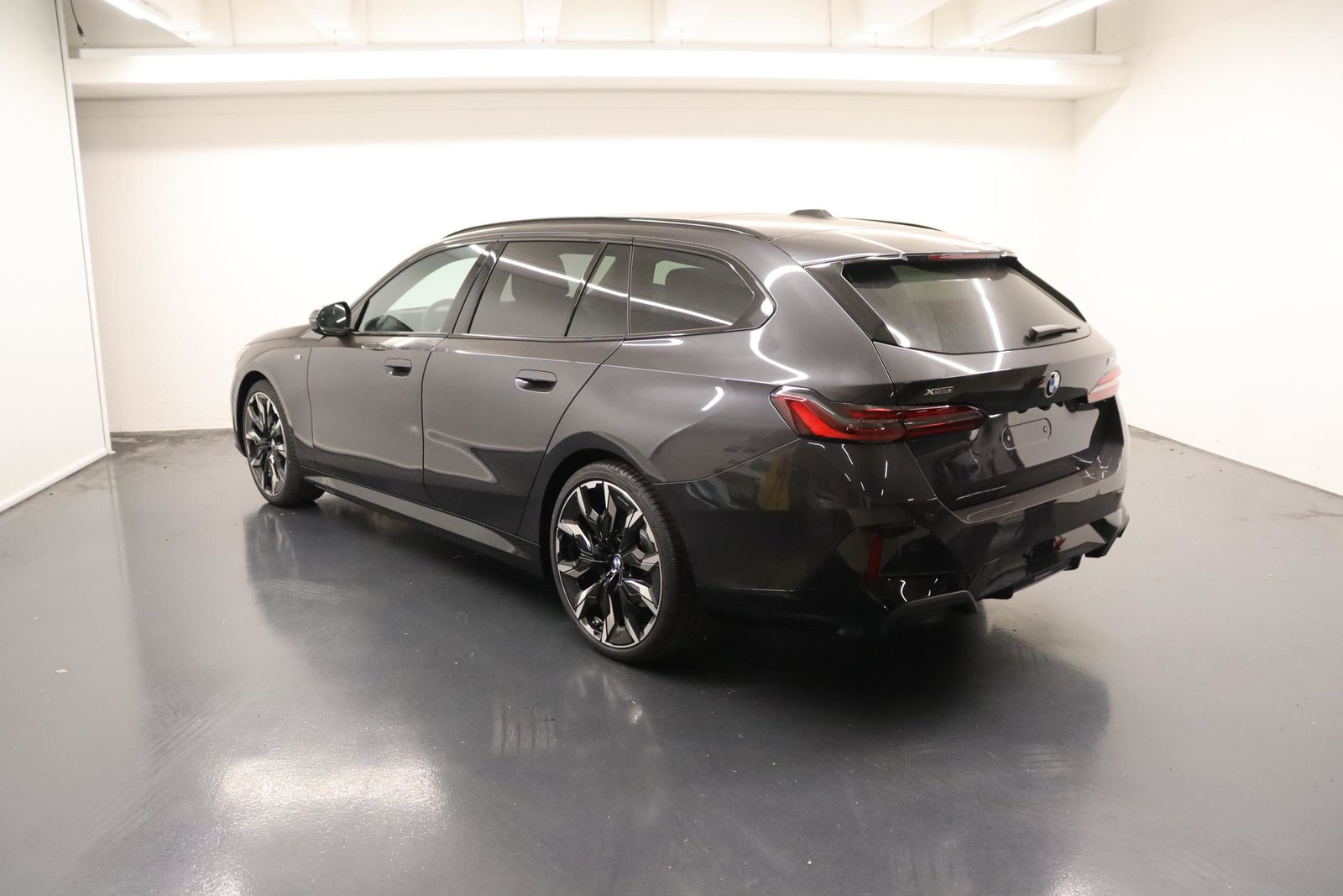 BMW 520d xDrive Touring, Hybride Léger Diesel/Électricité, Voiture de démonstration, Automatique - 3