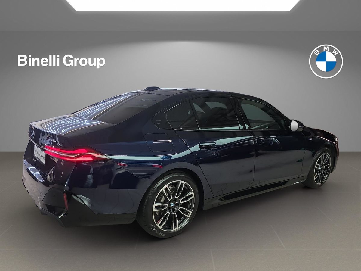 BMW 520d xDrive M Sport, Hybride Léger Diesel/Électricité, Occasion / Utilisé, Automatique - 5