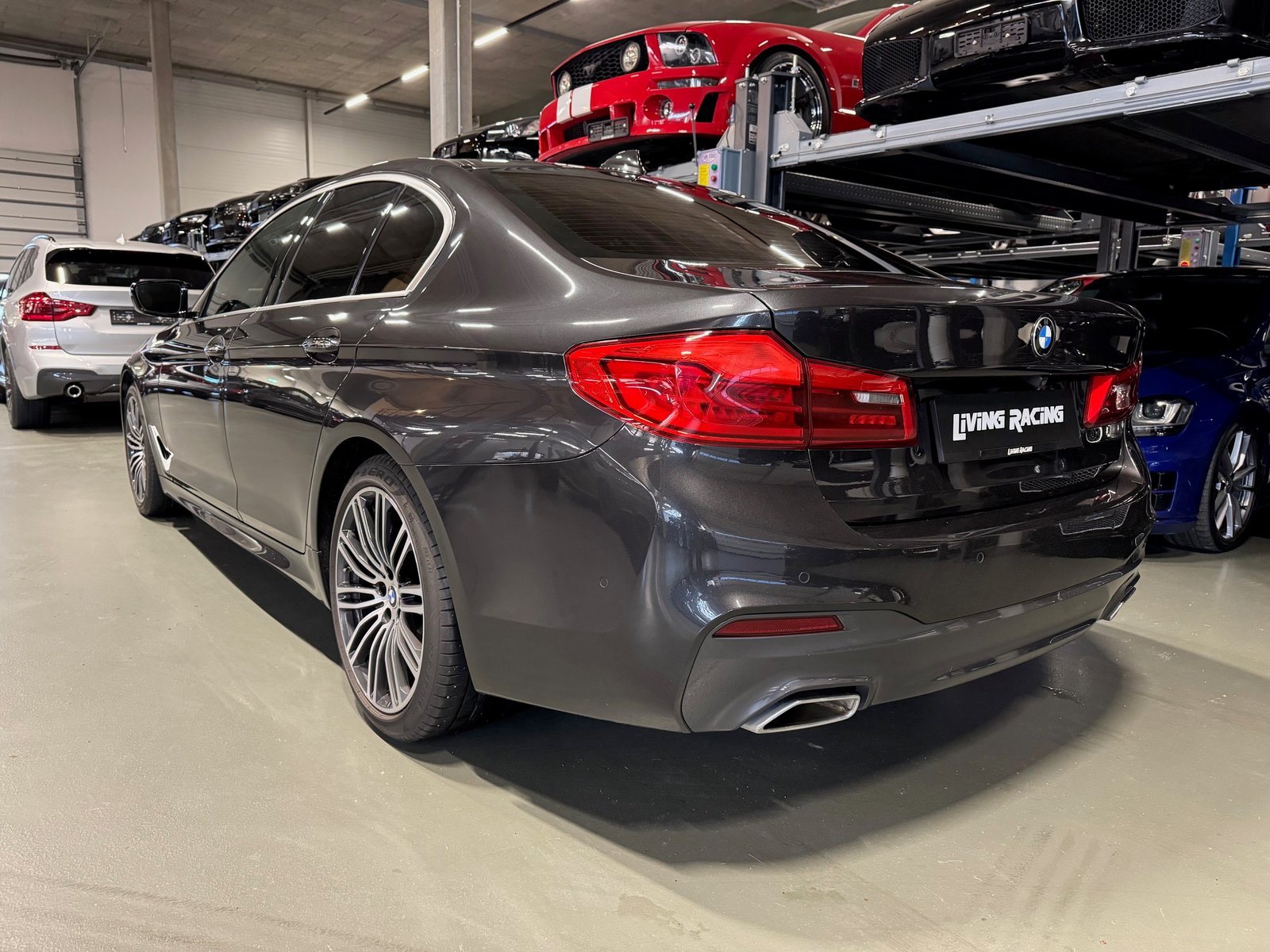 BMW 520d Steptronic M-Sport, Diesel, Occasion / Utilisé, Automatique - 3