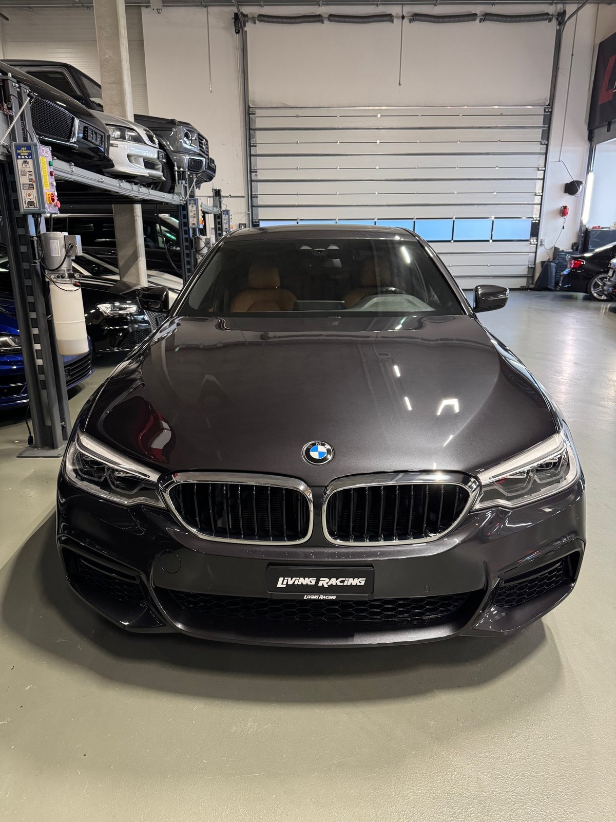BMW 520d Steptronic M-Sport, Diesel, Occasion / Utilisé, Automatique - 5