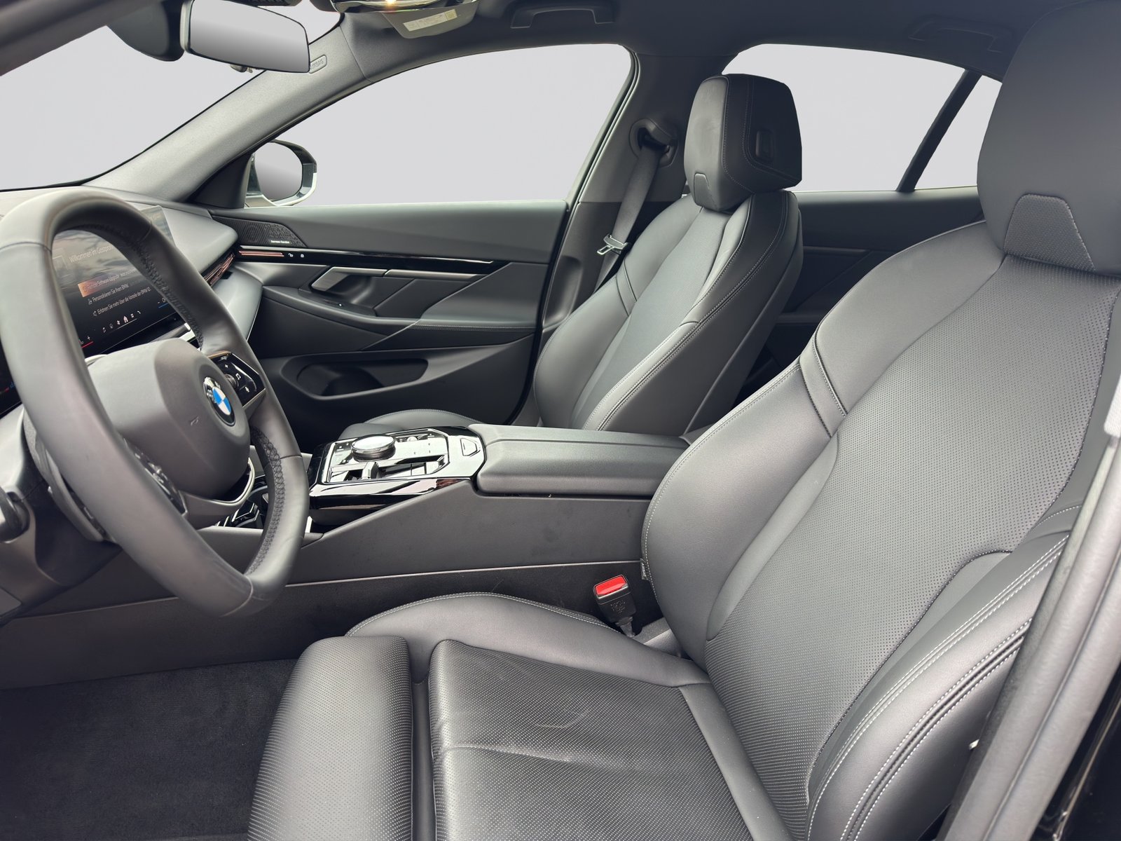 BMW 520i 48V Steptronic, Hybride Léger Essence/Électricité, Occasion / Utilisé, Automatique - 6