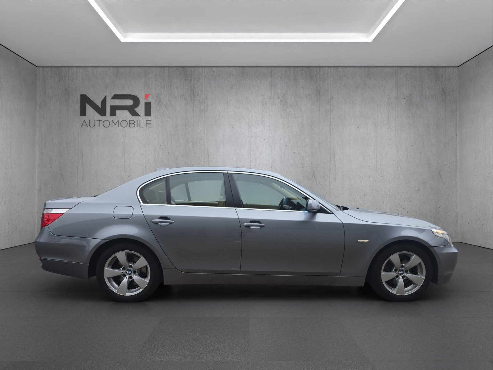 BMW 520i Advantage, Benzina, Occasioni / Usate, Manuale - 4