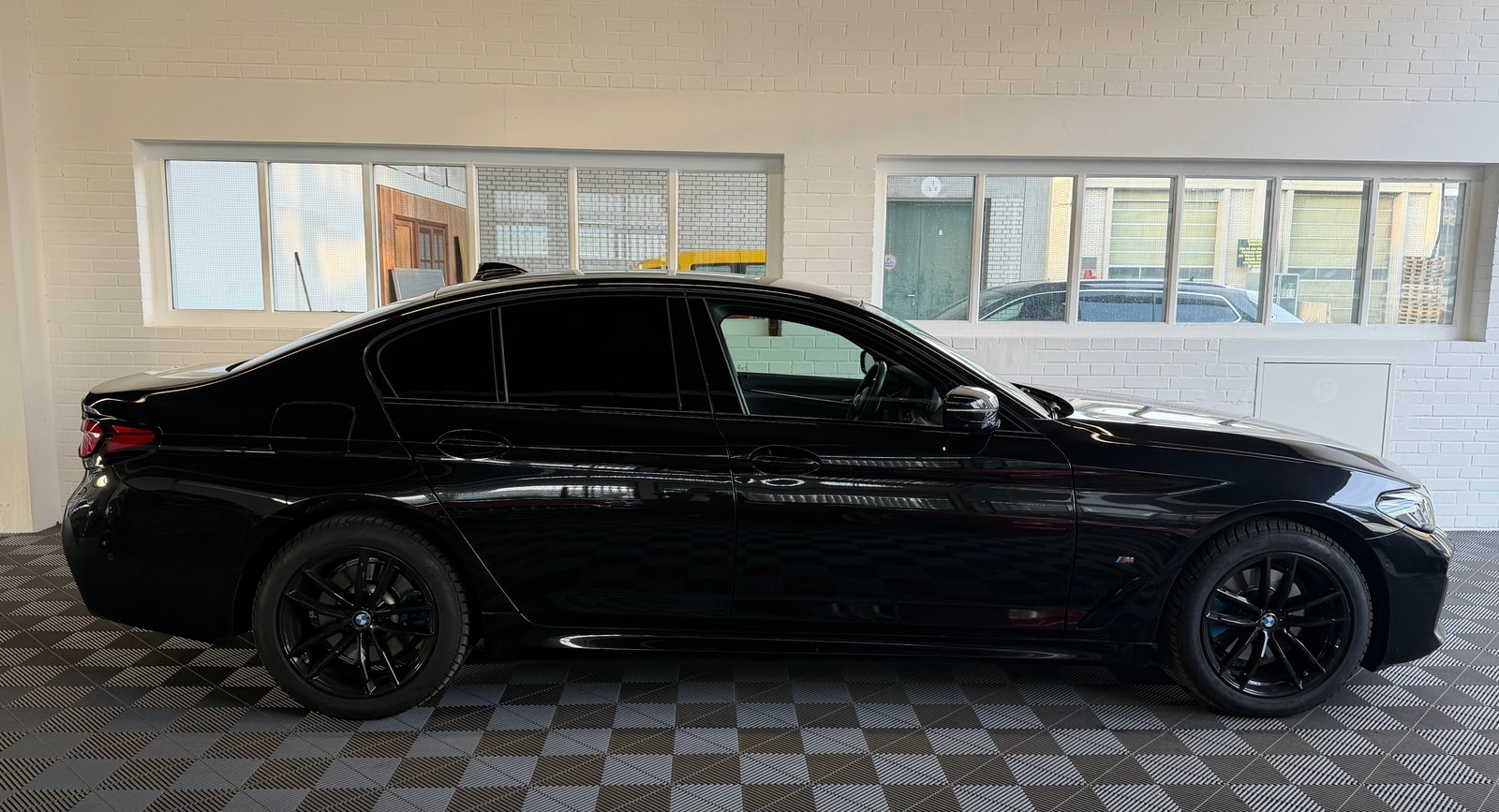 BMW 520d 48V 4X4 M Sport PACK Steptronic, Hybride Léger Diesel/Électricité, Occasion / Utilisé, Automatique - 2