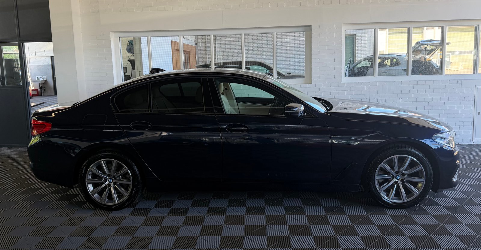 BMW 520d 190PS 4X4 Sport Line Steptronic, Diesel, Occasioni / Usate, Automatico - 2