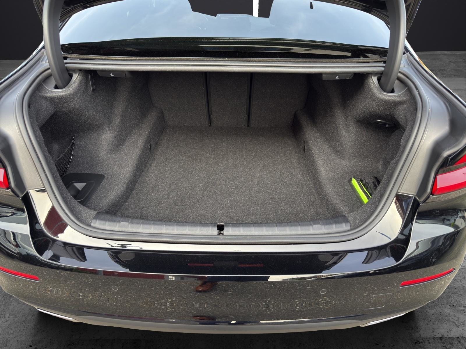 BMW 520i Limousine, Hybride Léger Essence/Électricité, Occasion / Utilisé, Automatique - 6