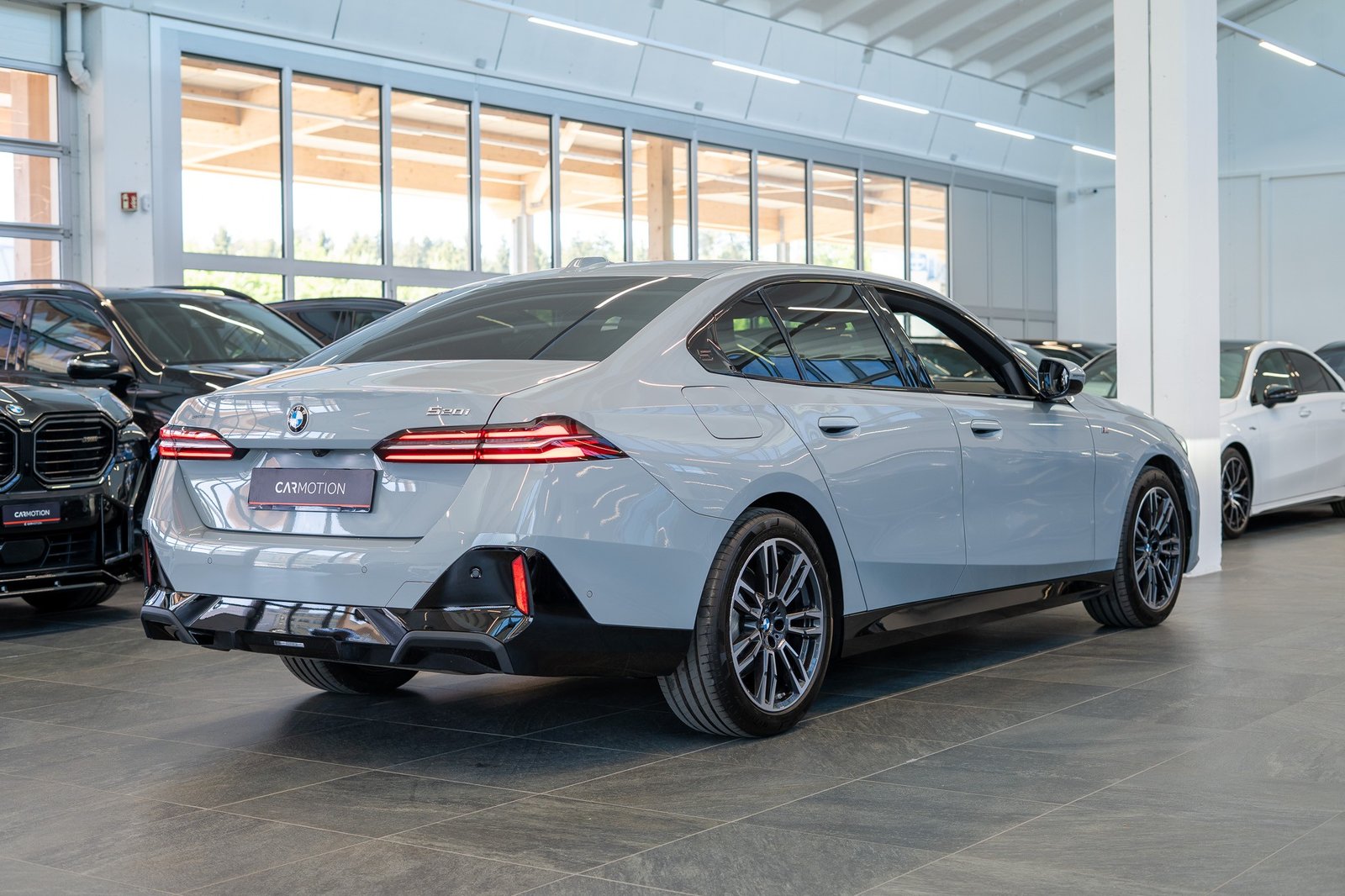 BMW 520i M Sport / Rückfahrkamera / Harman/Kardon / el.Sitz, Petrol, Second hand / Used, Automatic - 4