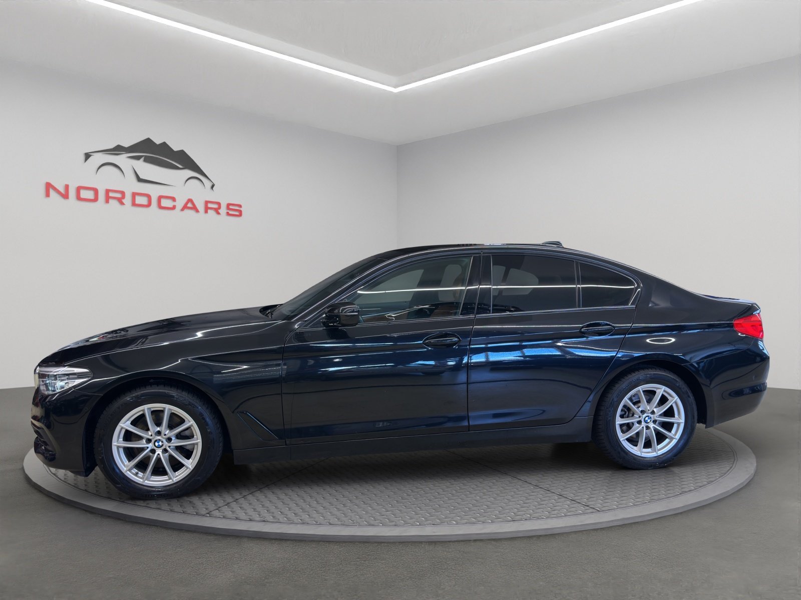 BMW 520d Sport Line Steptronic, Diesel, Occasion / Utilisé, Automatique - 2