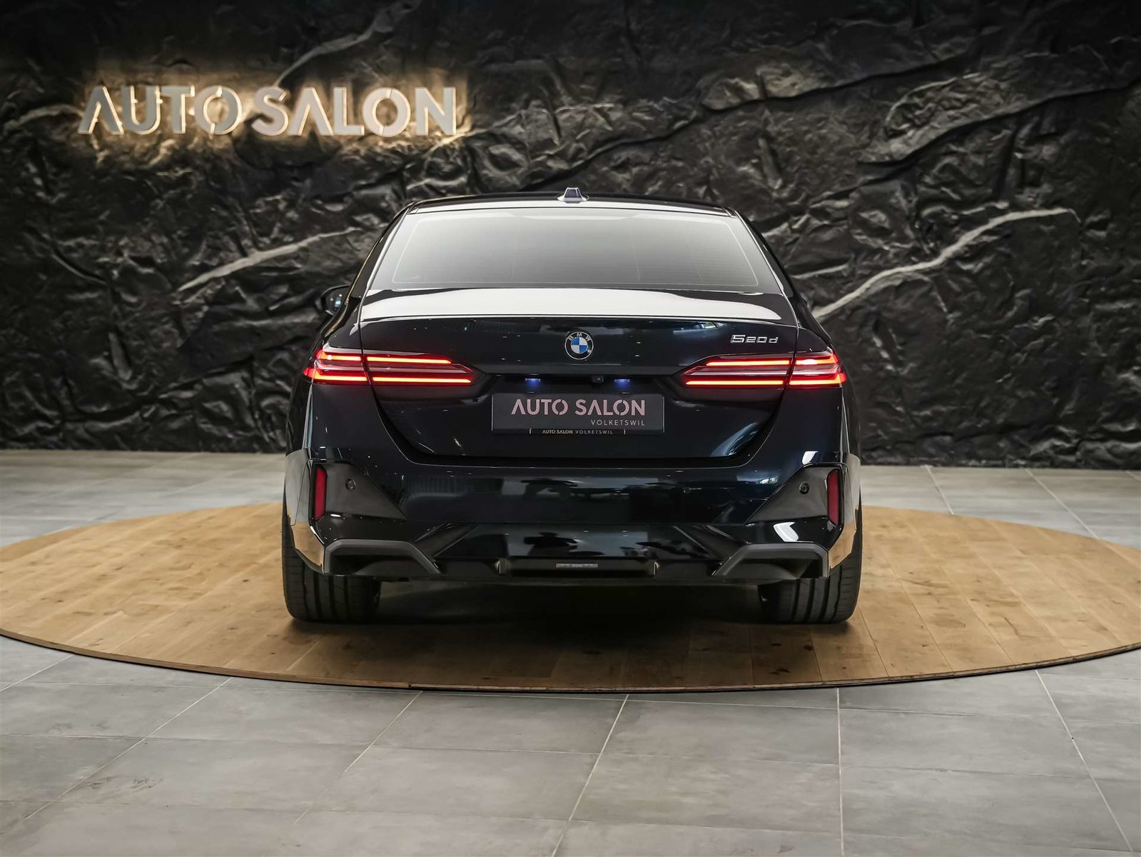 BMW 520d M Sport Steptronic *Werksgarantie*21 Felgen*Driving, Diesel, Occasion / Gebraucht, Automatik - 4