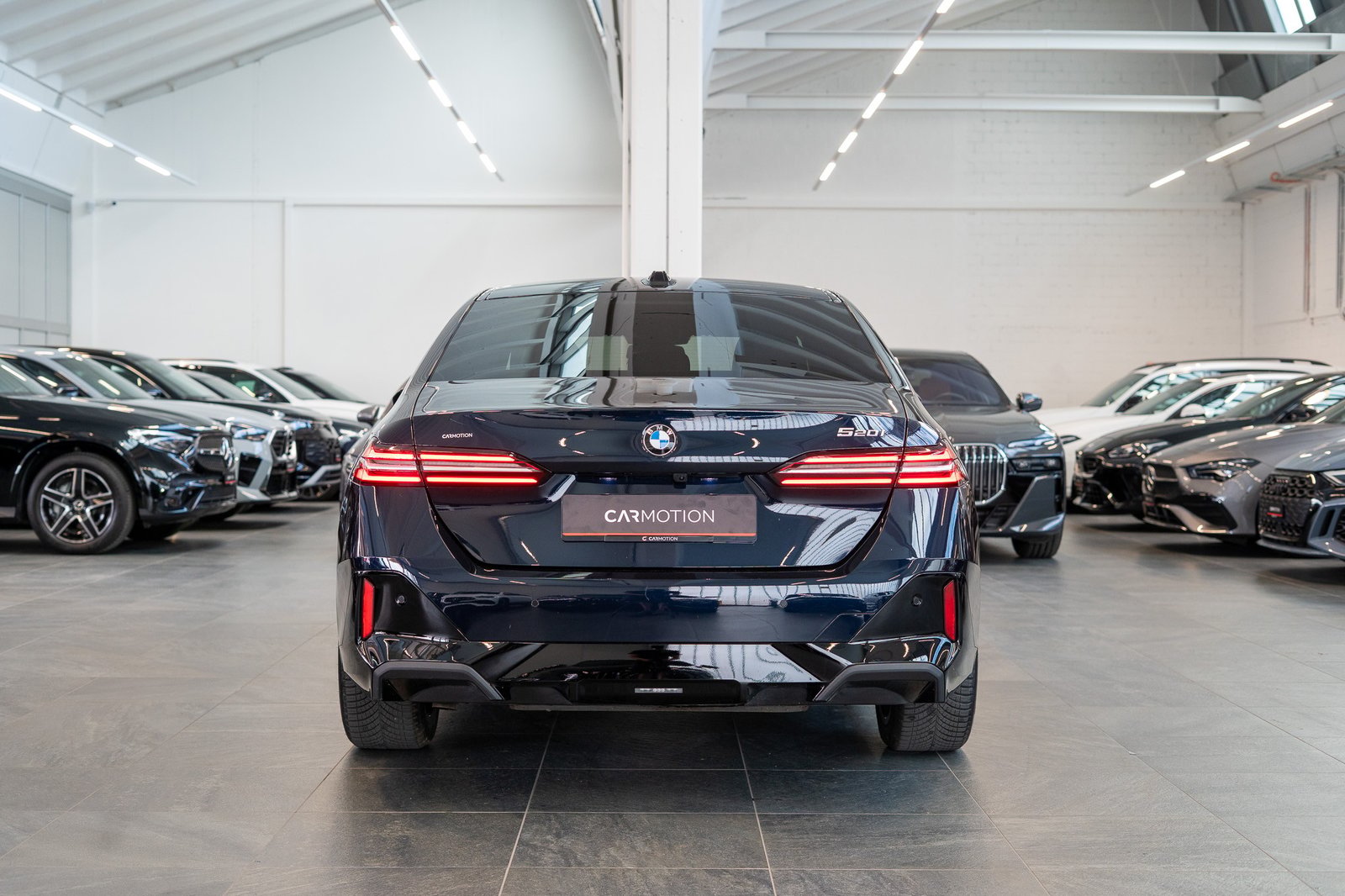 BMW 520i M Sport / 360Kamera / HeadUp / Harman/Kardon /, Benzin, Occasion / Gebraucht, Automatik - 5