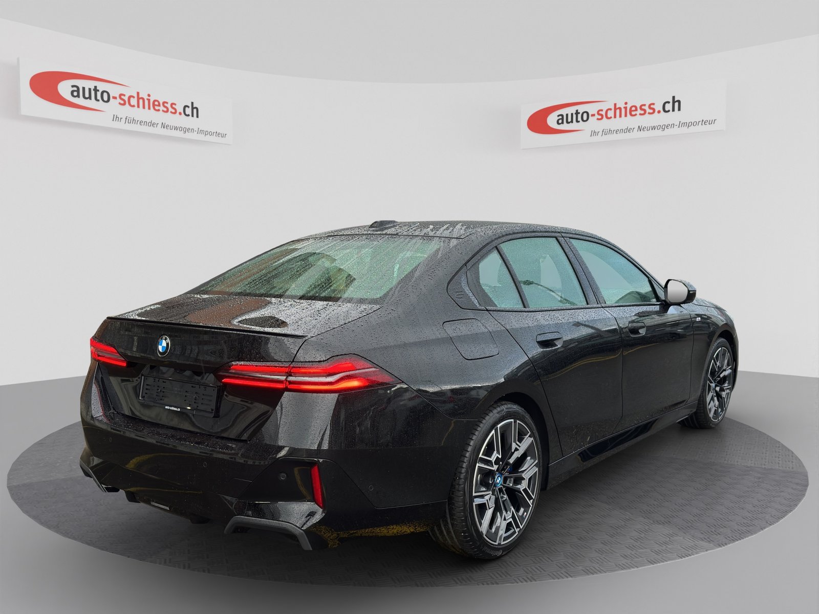BMW 520i 48V M Sport Pro Steptronic, Mild-Hybrid Petrol/Electric, Second hand / Used, Automatic - 5