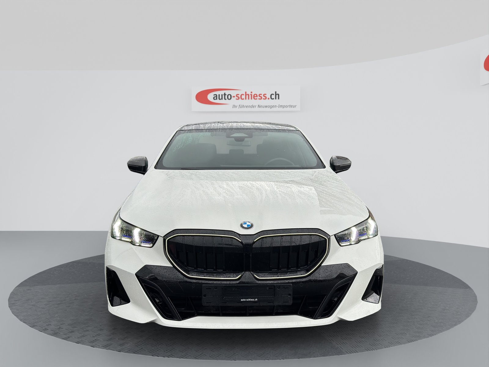 BMW 520i 48V M Sport Pro Steptronic, Mild-Hybrid Benzin/Elektro, Occasion / Gebraucht, Automatik - 2